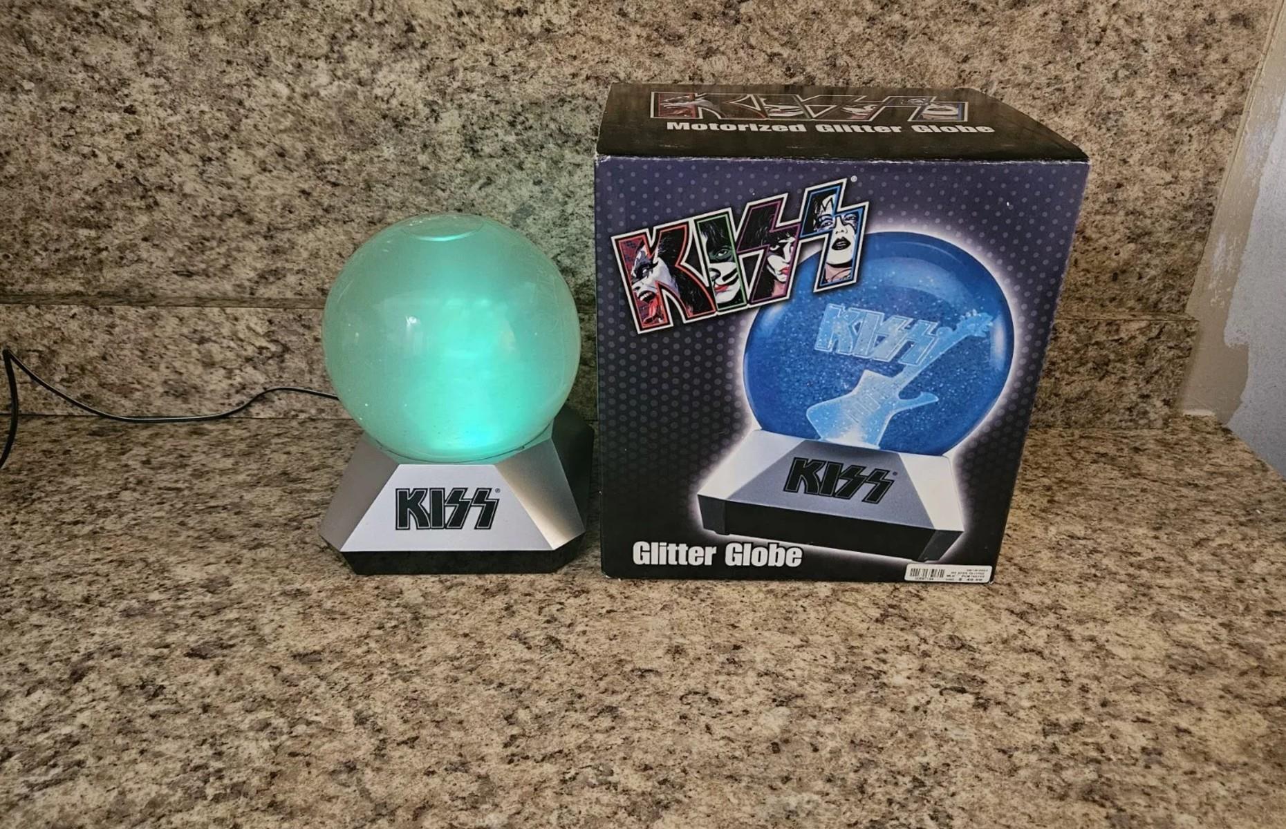 Trade 13: KISS snow globe 