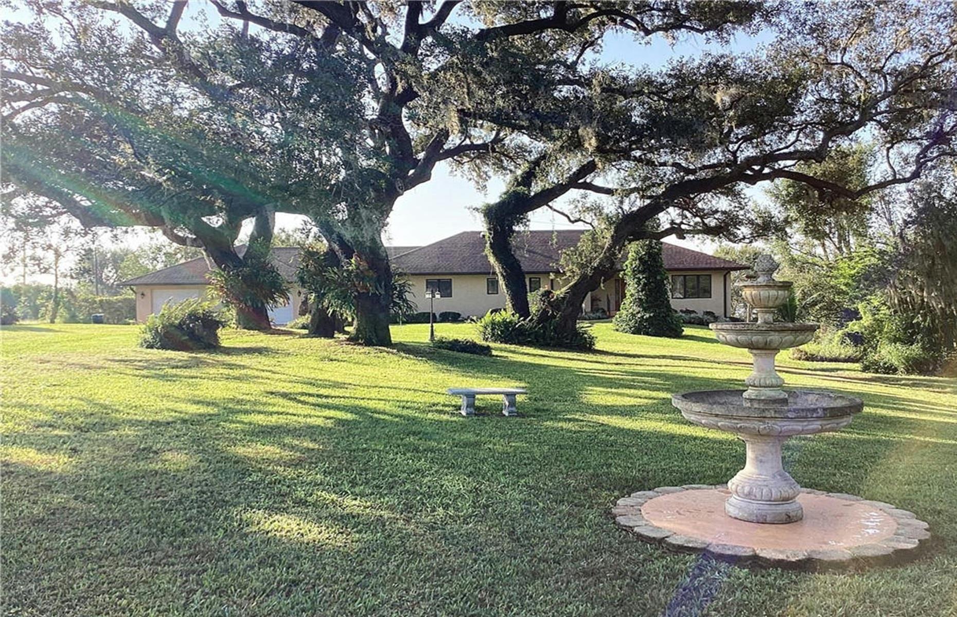 Two-acre property, Florida, USA: $727,500 (£574k)