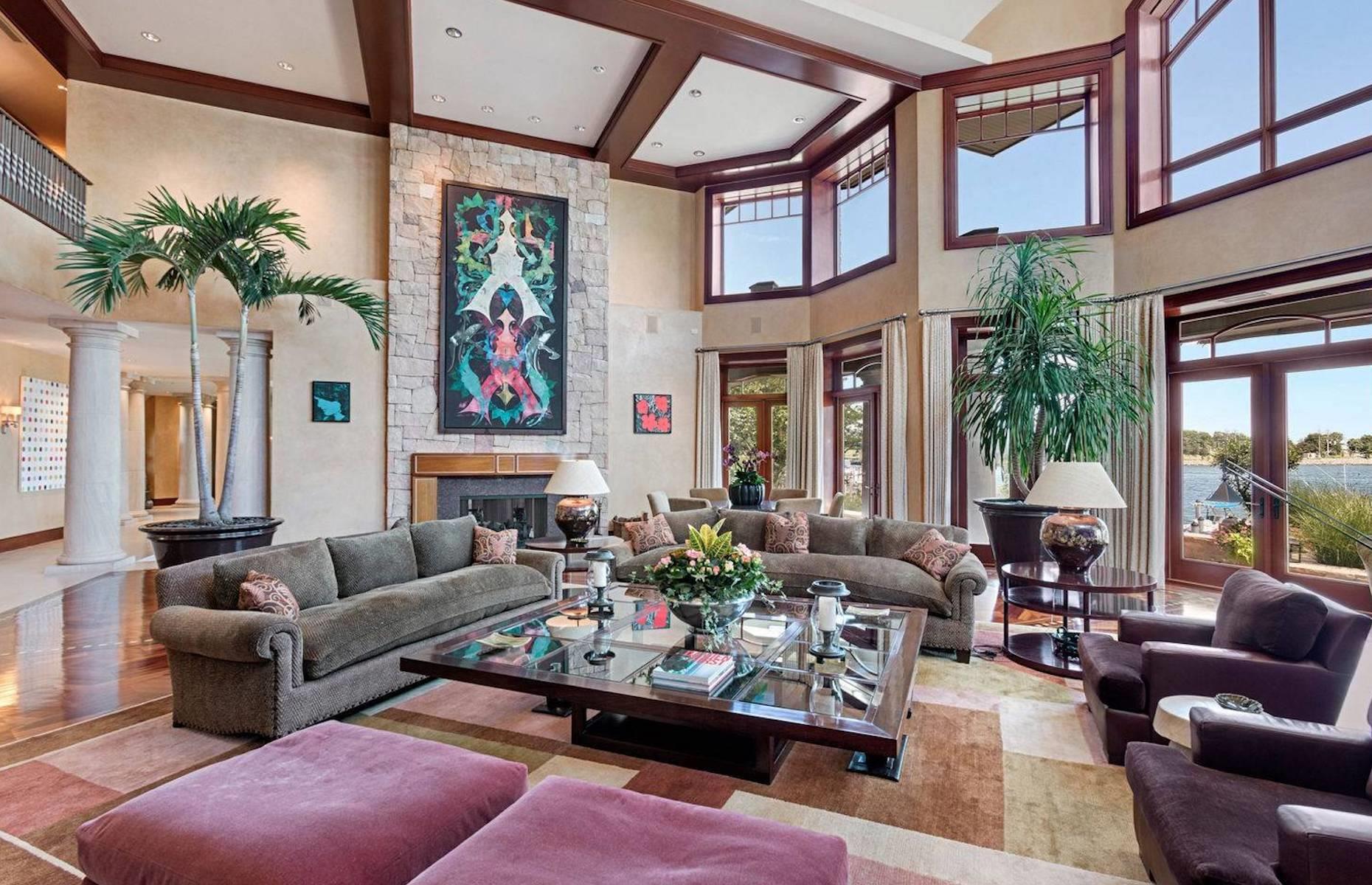 Sui Generis, New Jersey, USA: £9.9 million ($12.9m)