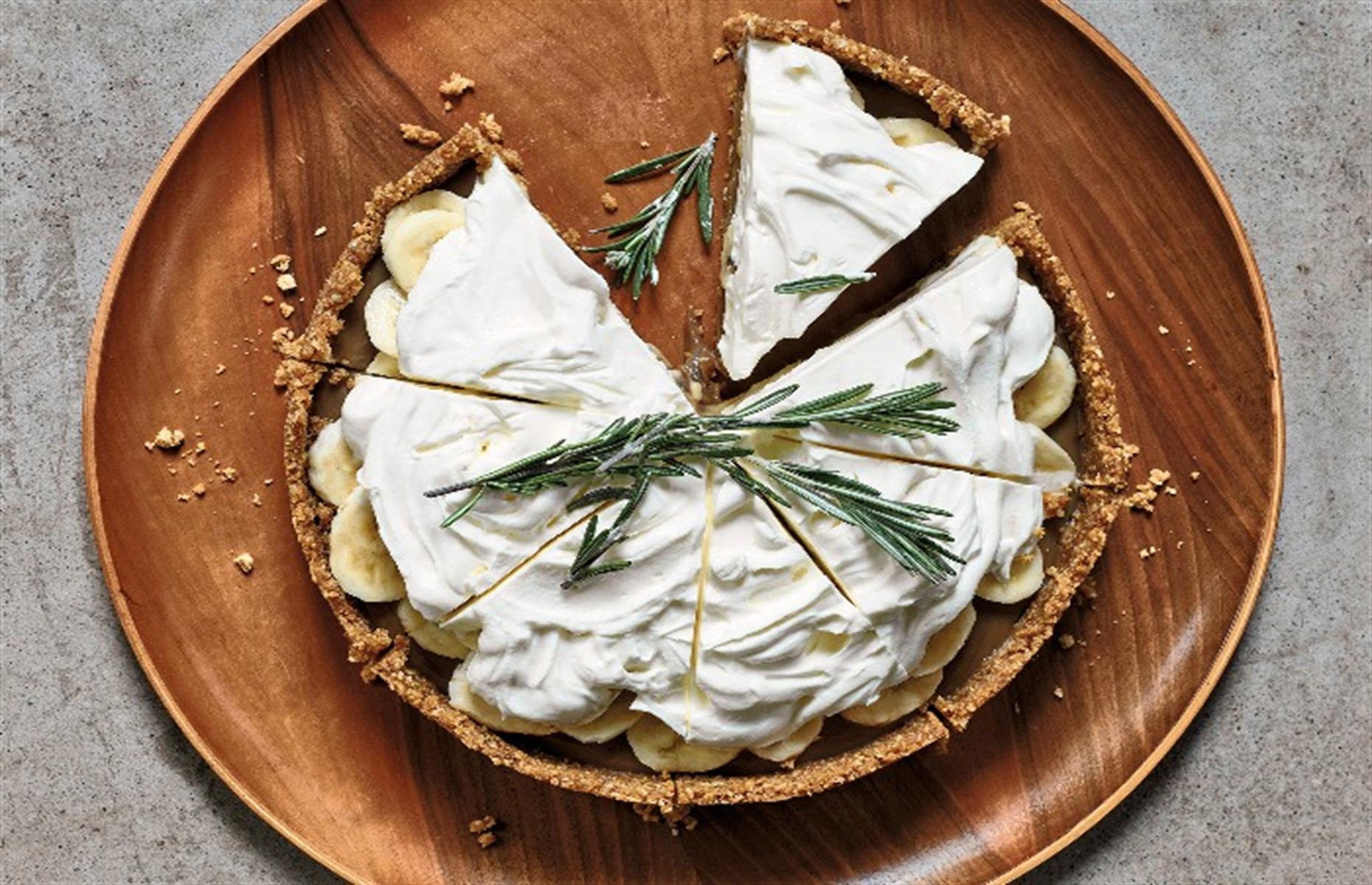 Rosemary banoffee pie
