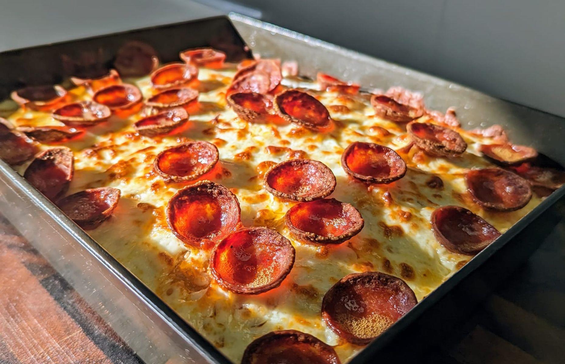 Newfoundland and Labrador: Black Cat Pizzeria, St. John’s  