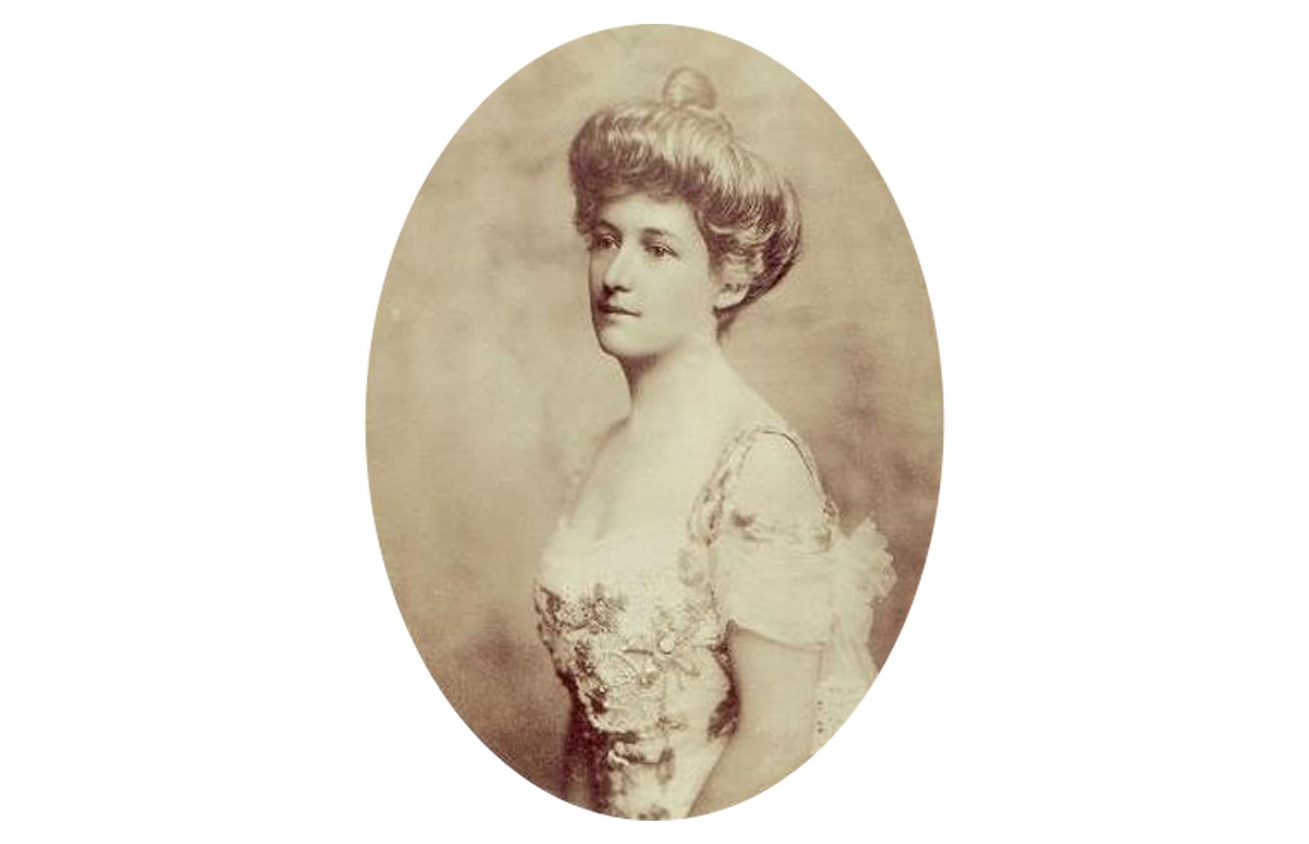 The socialite who helped load the lifeboats