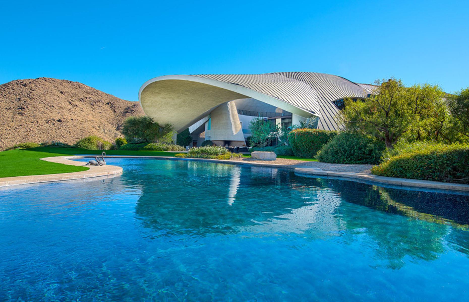 La casa OVNI de Ron Burkle, California, EE.UU.