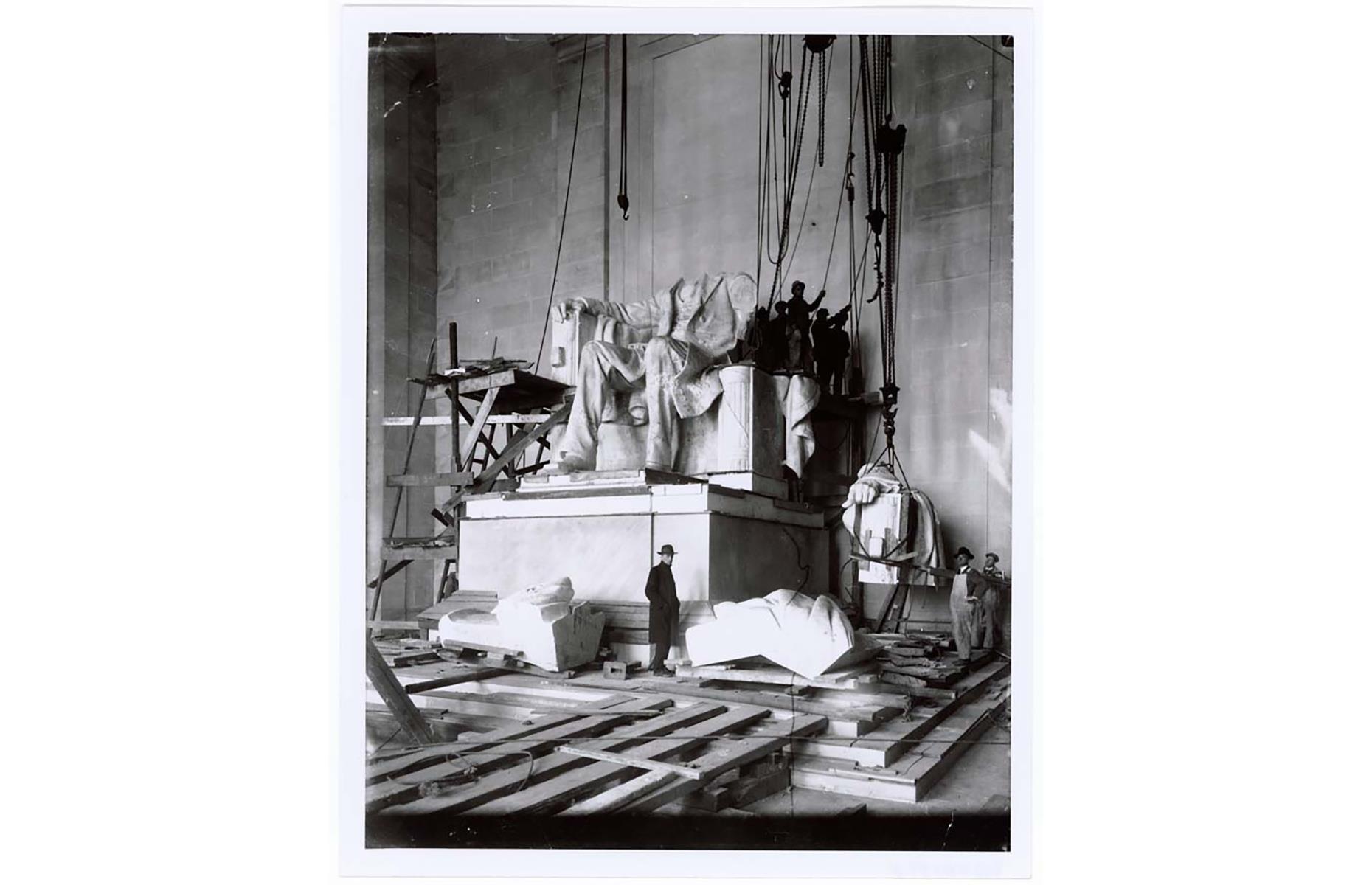 1920: The Lincoln Memorial is built