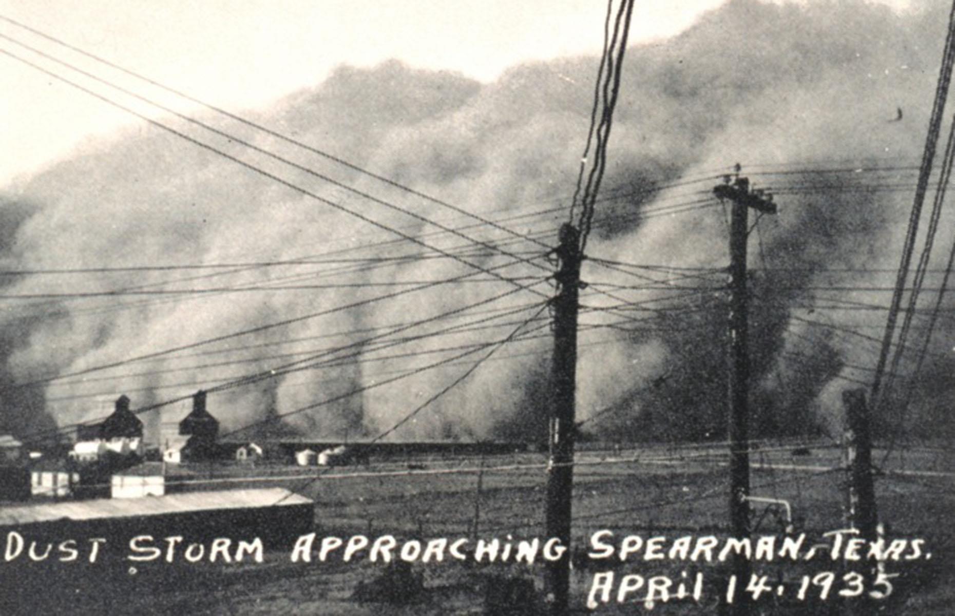 1935: Black Sunday dust storm, Oklahoma