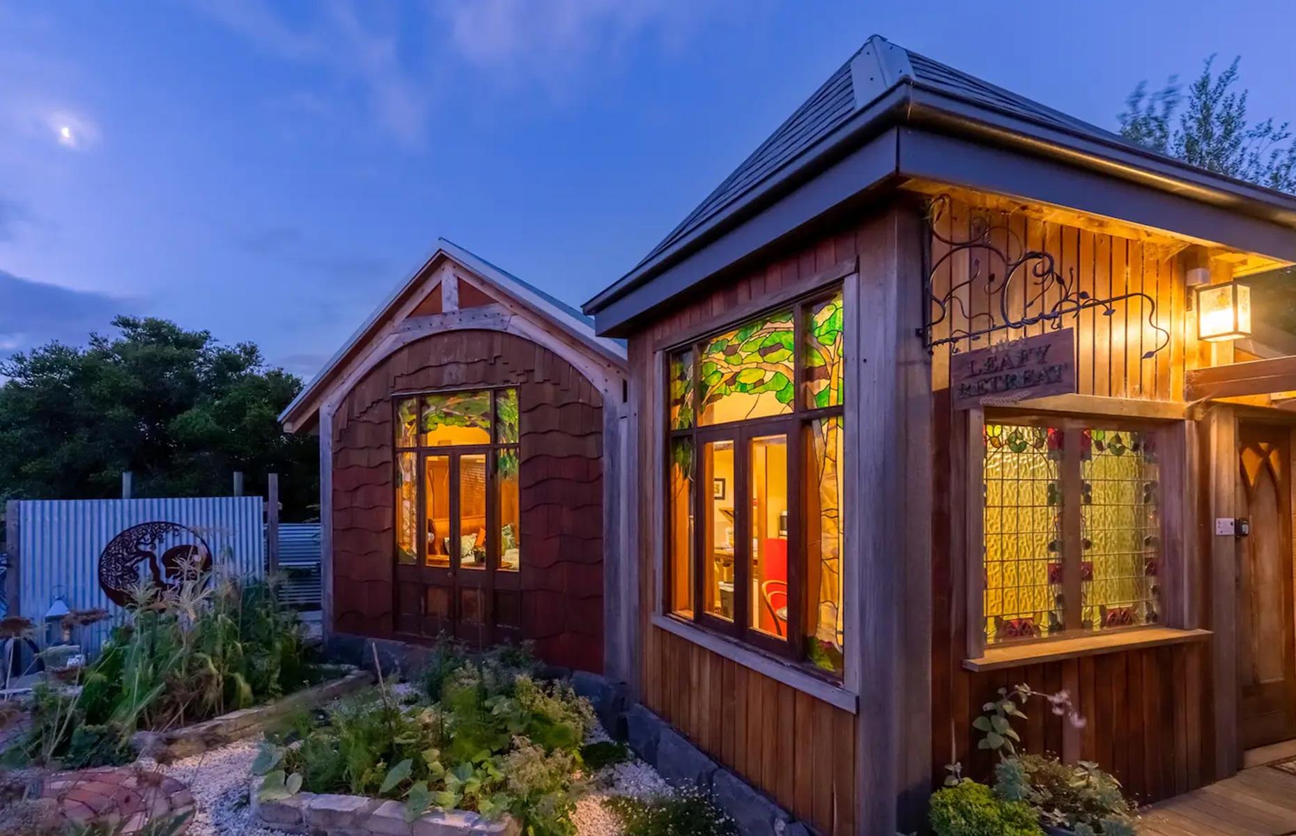 Hand-built bungalow, Western Australia, Australia