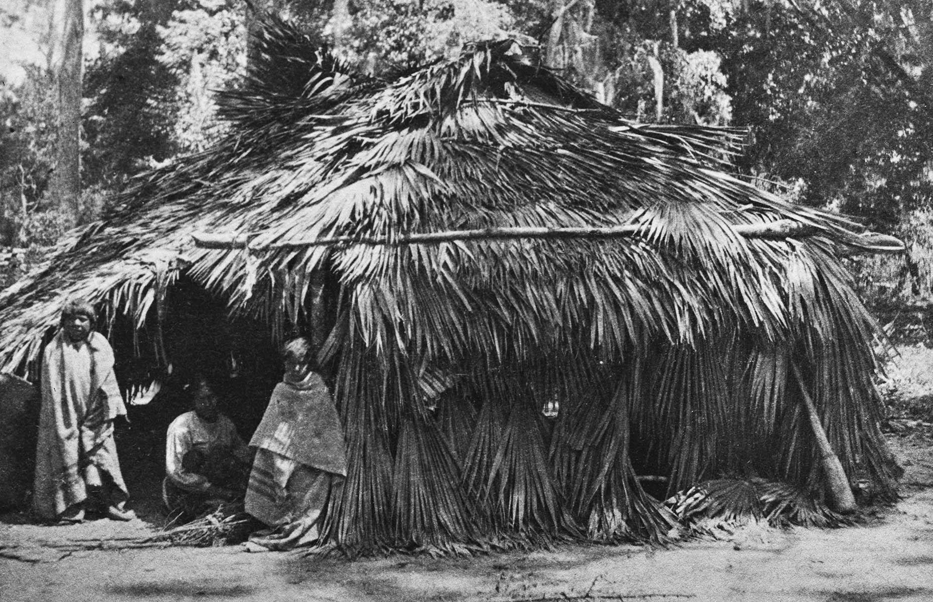 A Choctaw family and their home