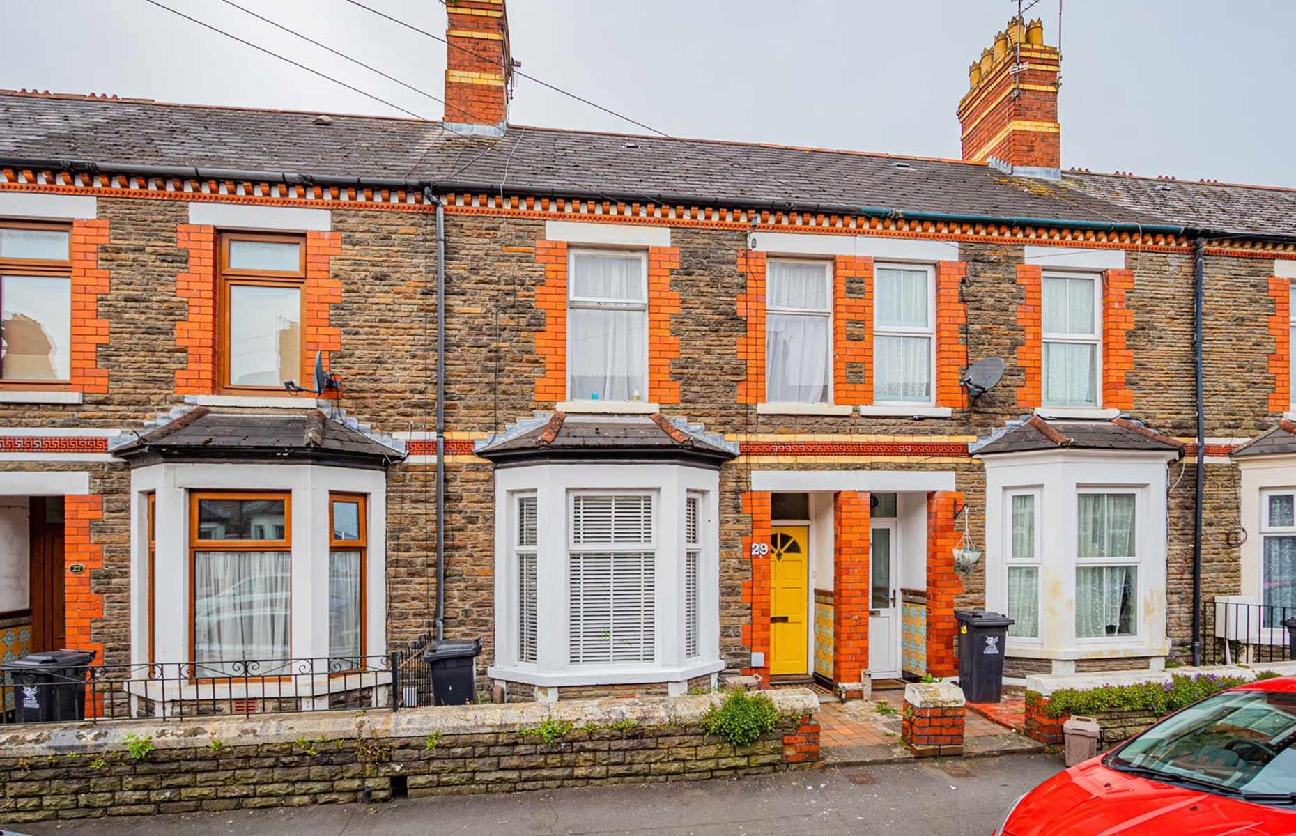 Cardiff, Gales: 100 m2