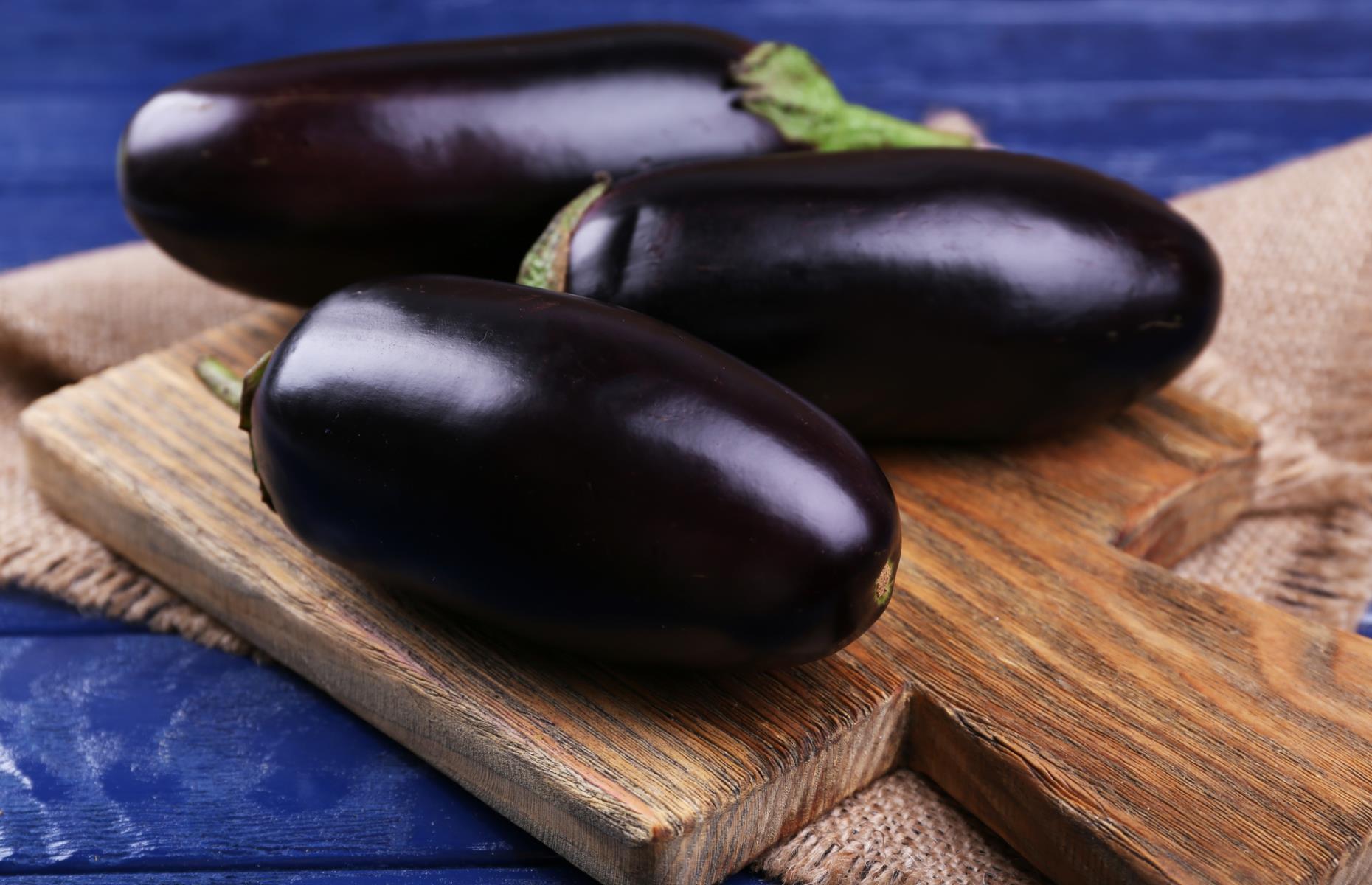 Aubergine