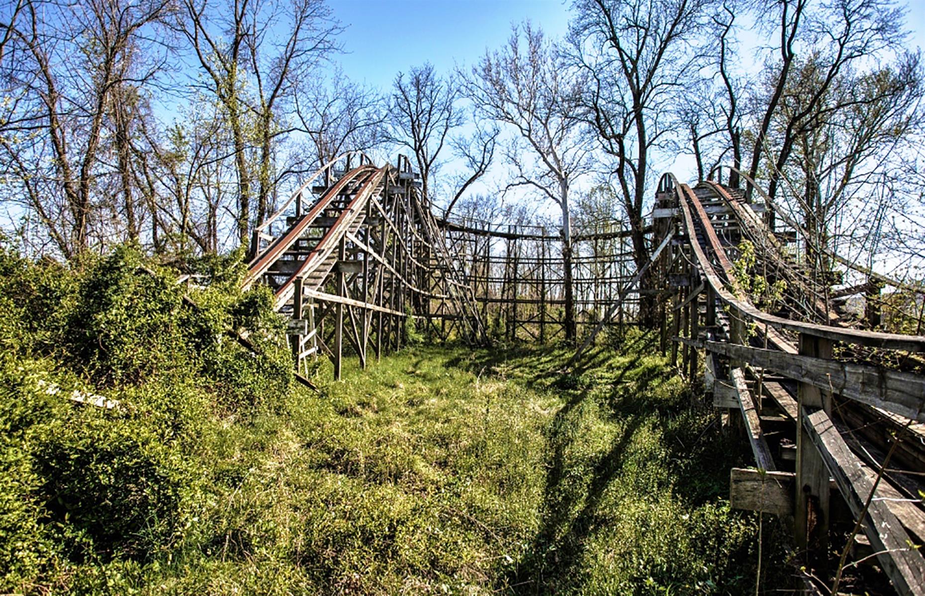 Inside America’s abandoned theme parks.