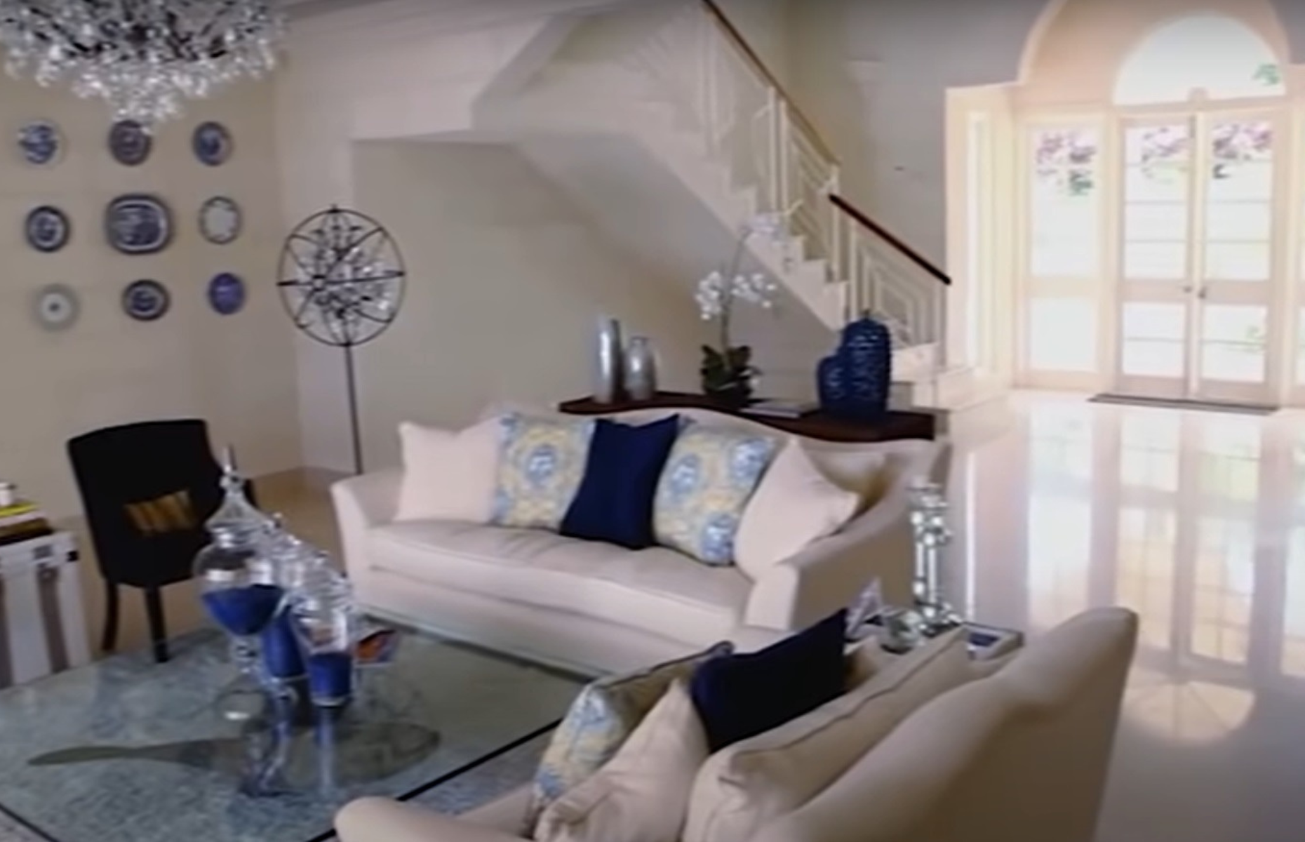 Rihanna bought her mum a luxury mansion in Barbados