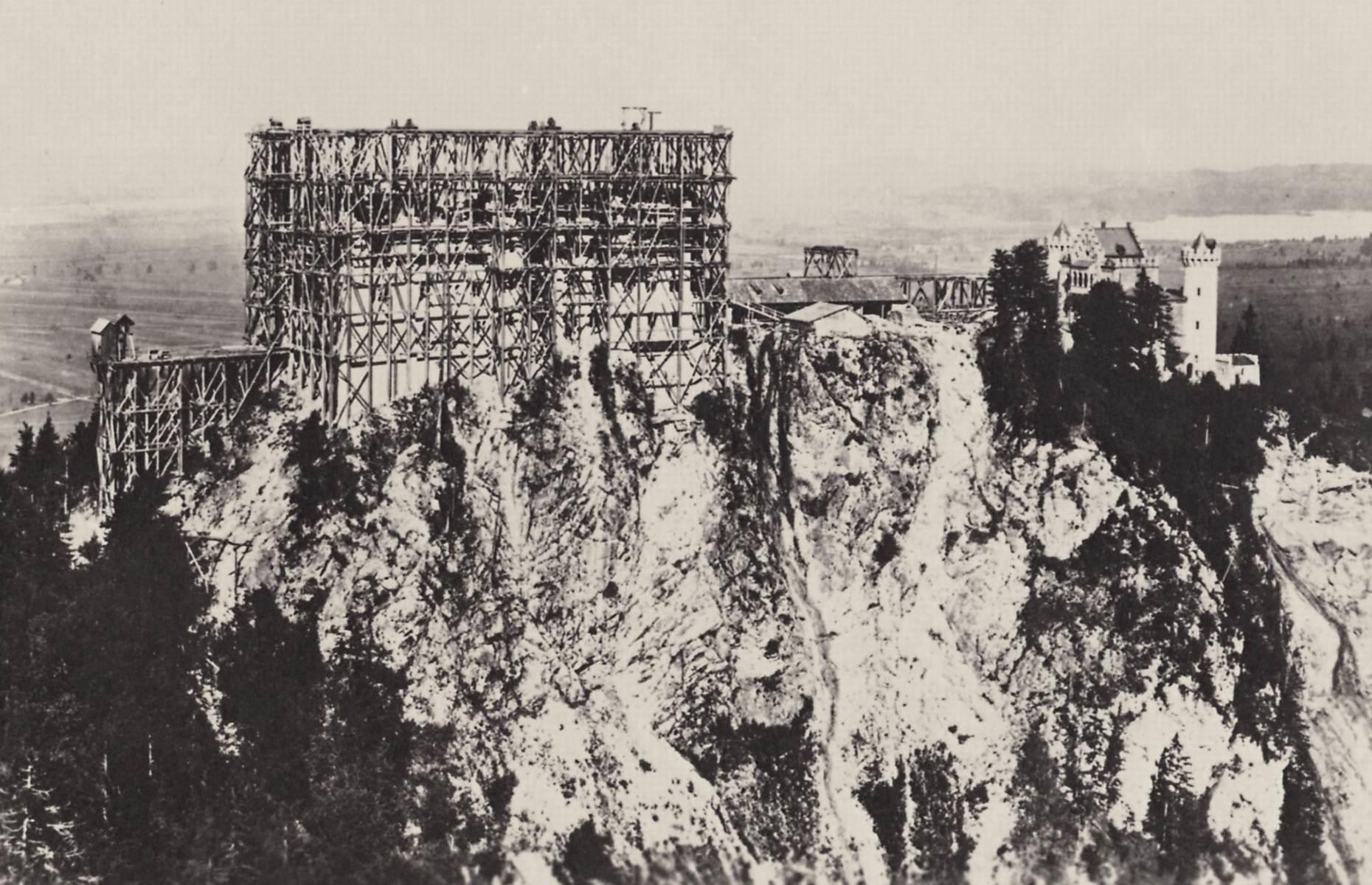Neuschwanstein is born
