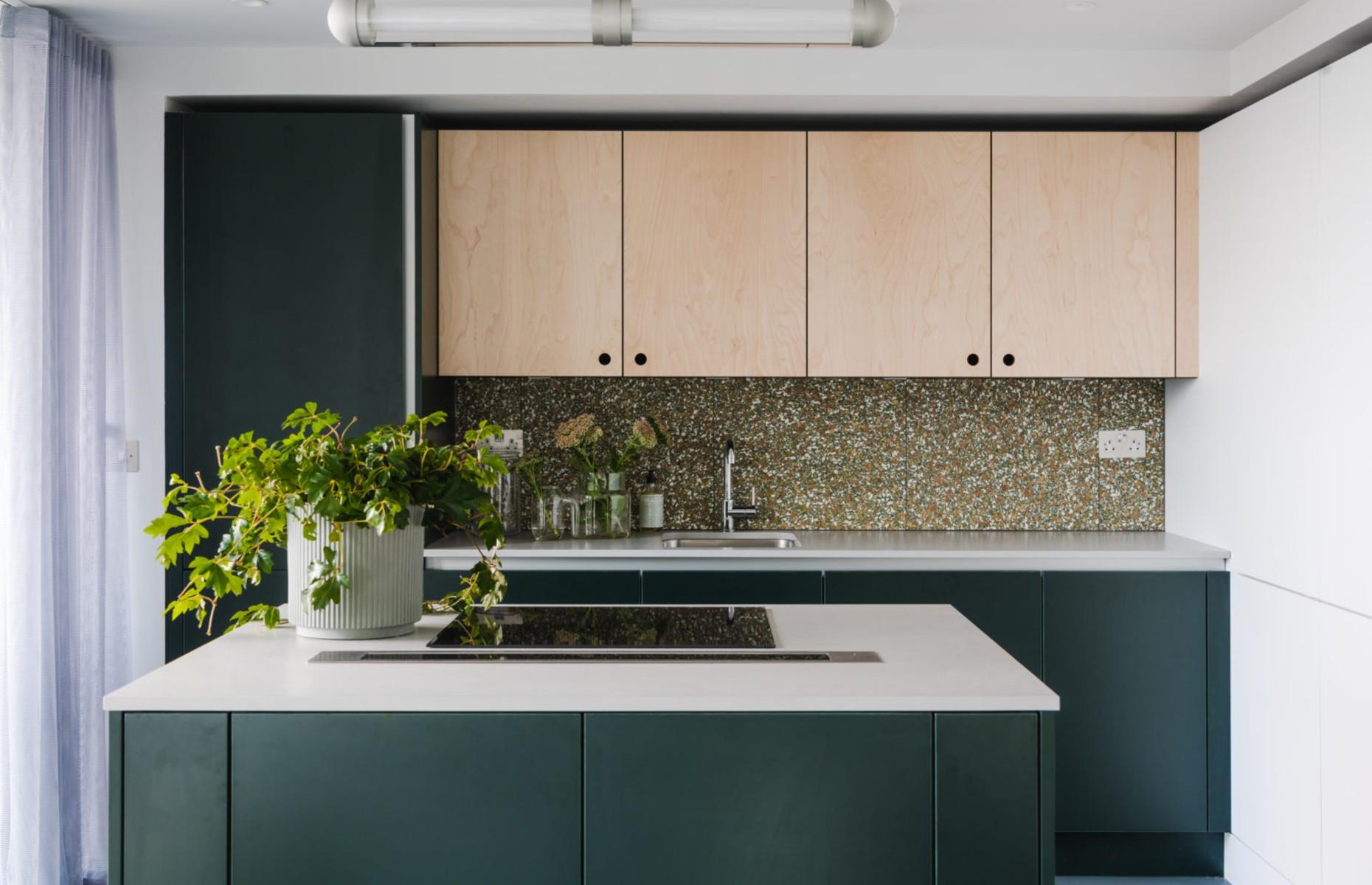 Brutalist apartment, London, UK: £695,000 ($895k)
