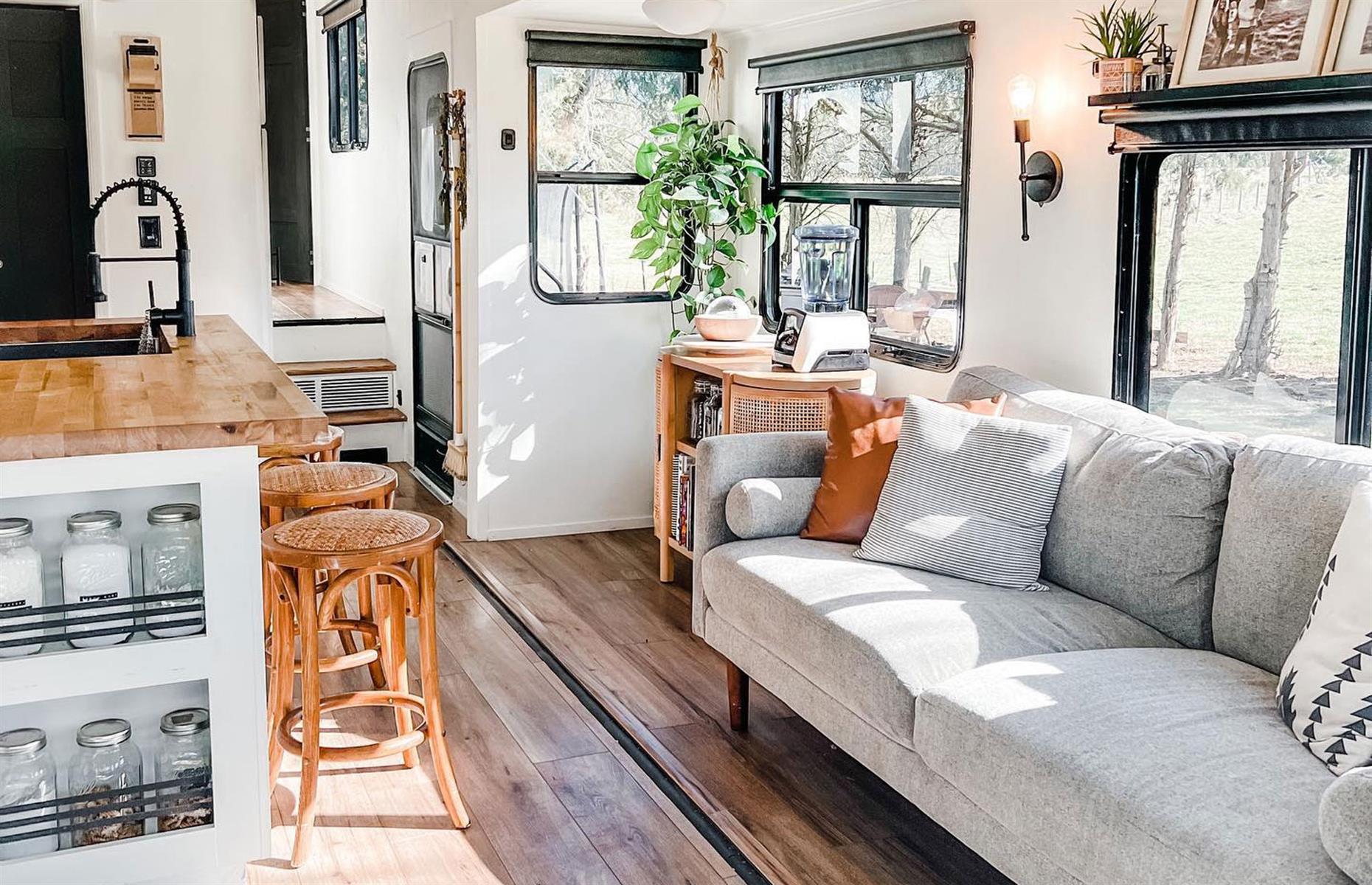 Homestead farmhouse-style RV: after