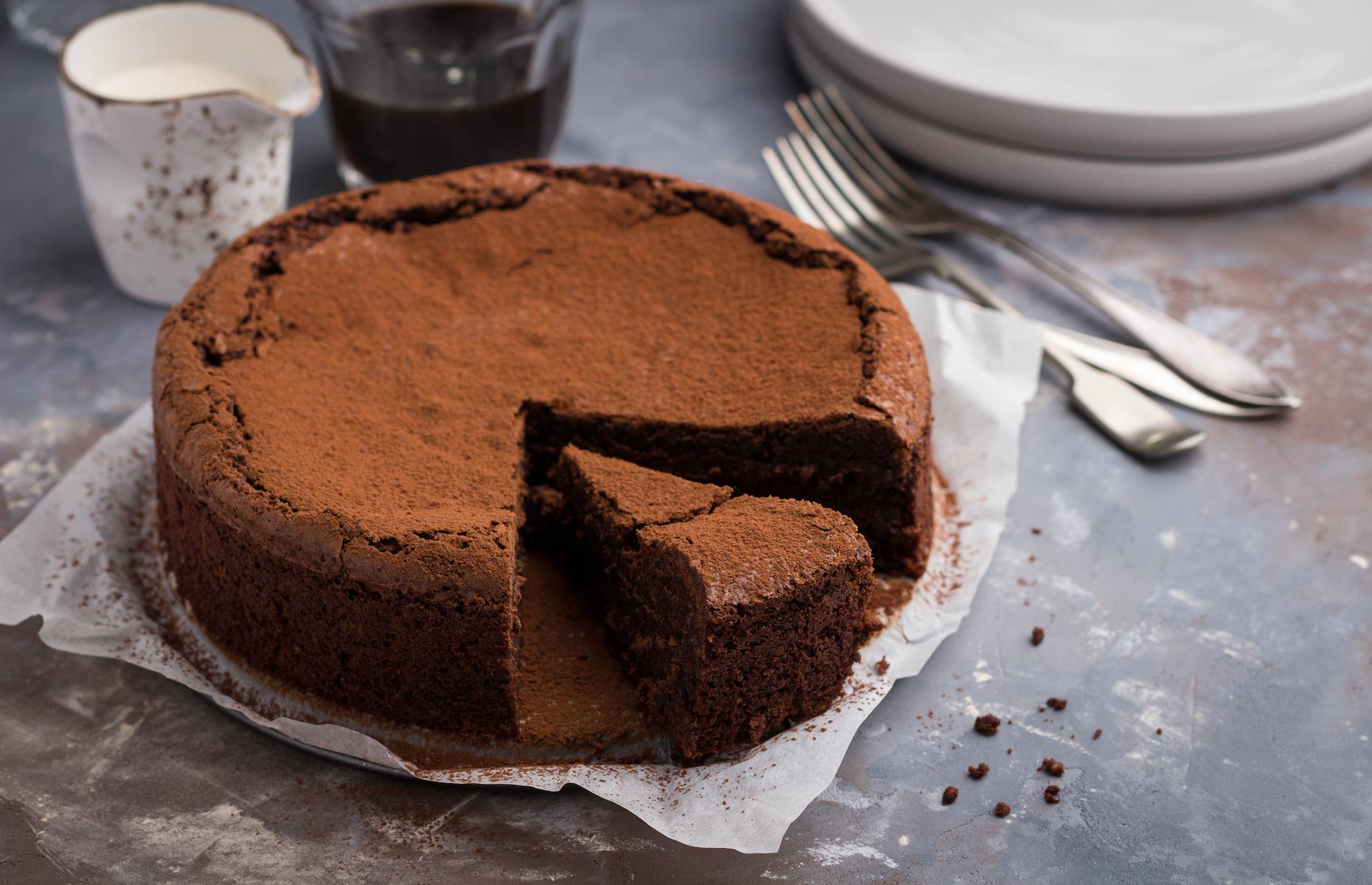 Dark chocolate and espresso mousse cake
