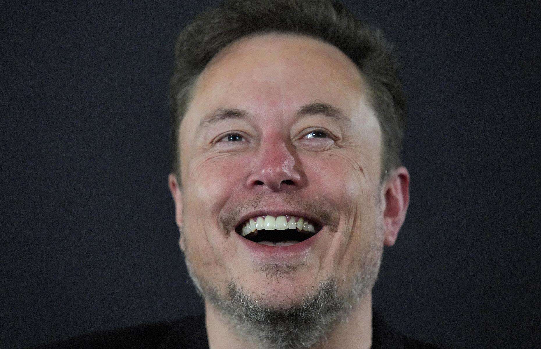 Elon Musk claims AI will create a jobless future 