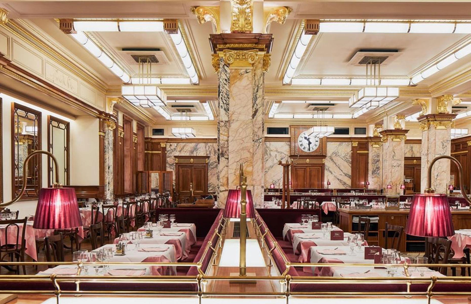 Regent Palace Hotel: London, UK