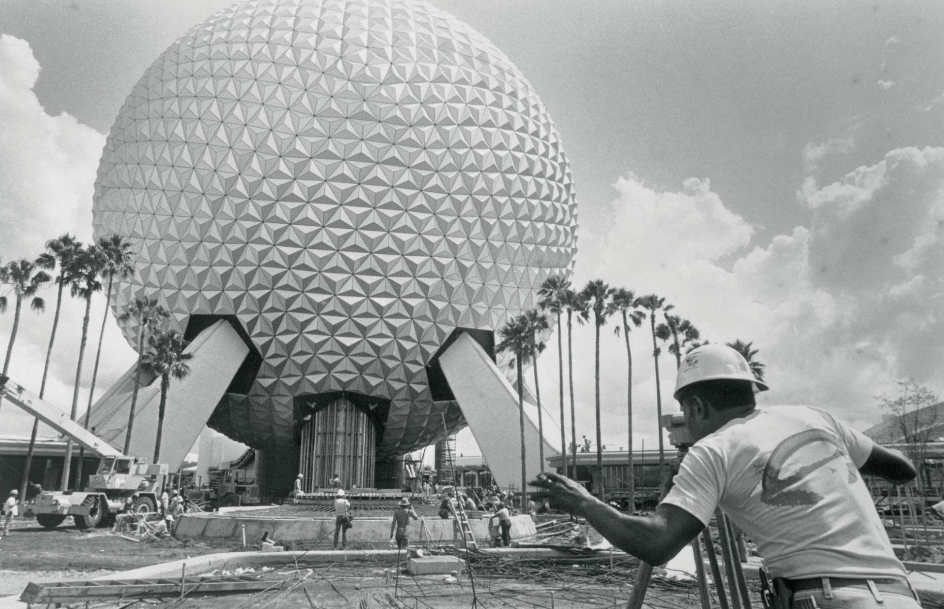 Epcot, Disney World, Florida, USA (c.1980)