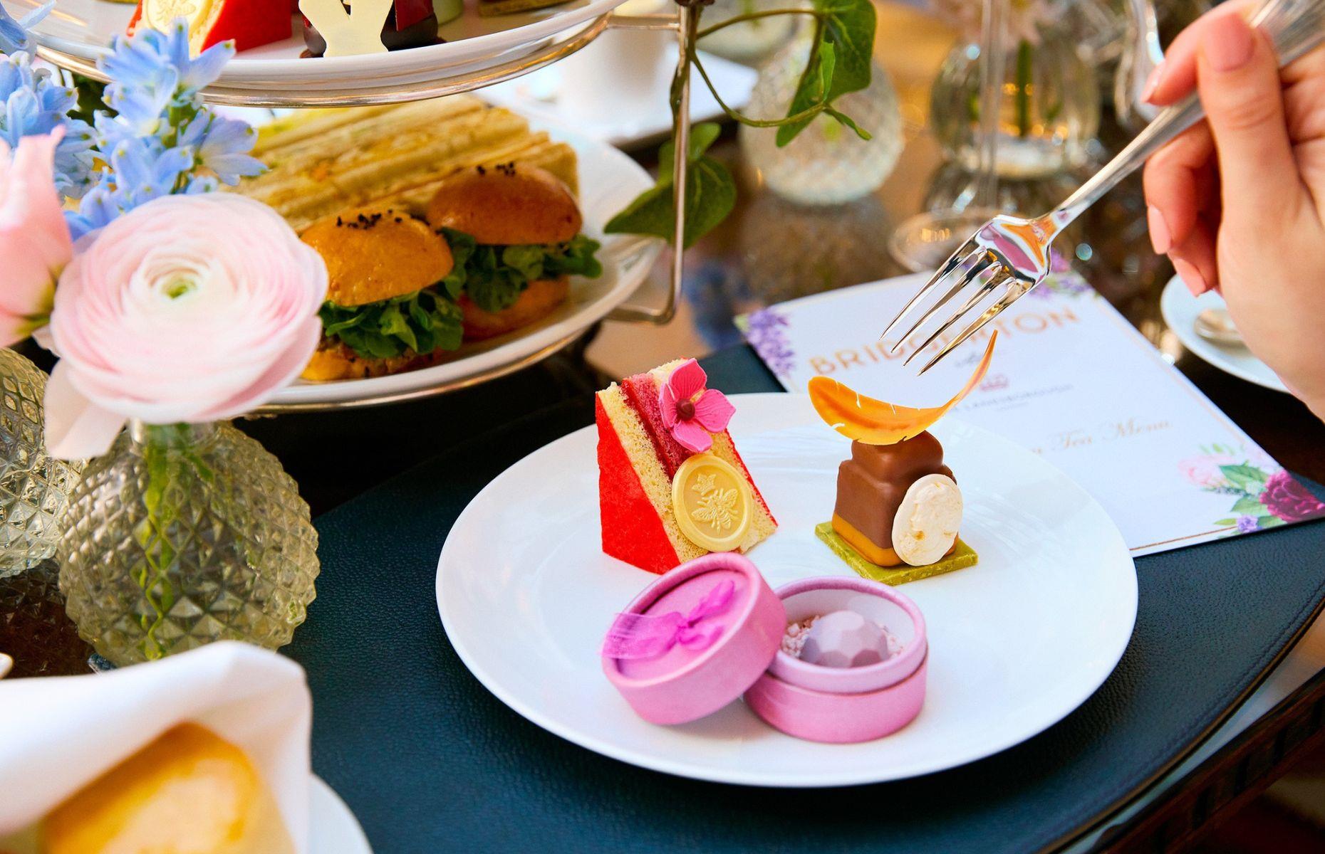 8. Afternoon tea, Bridgerton