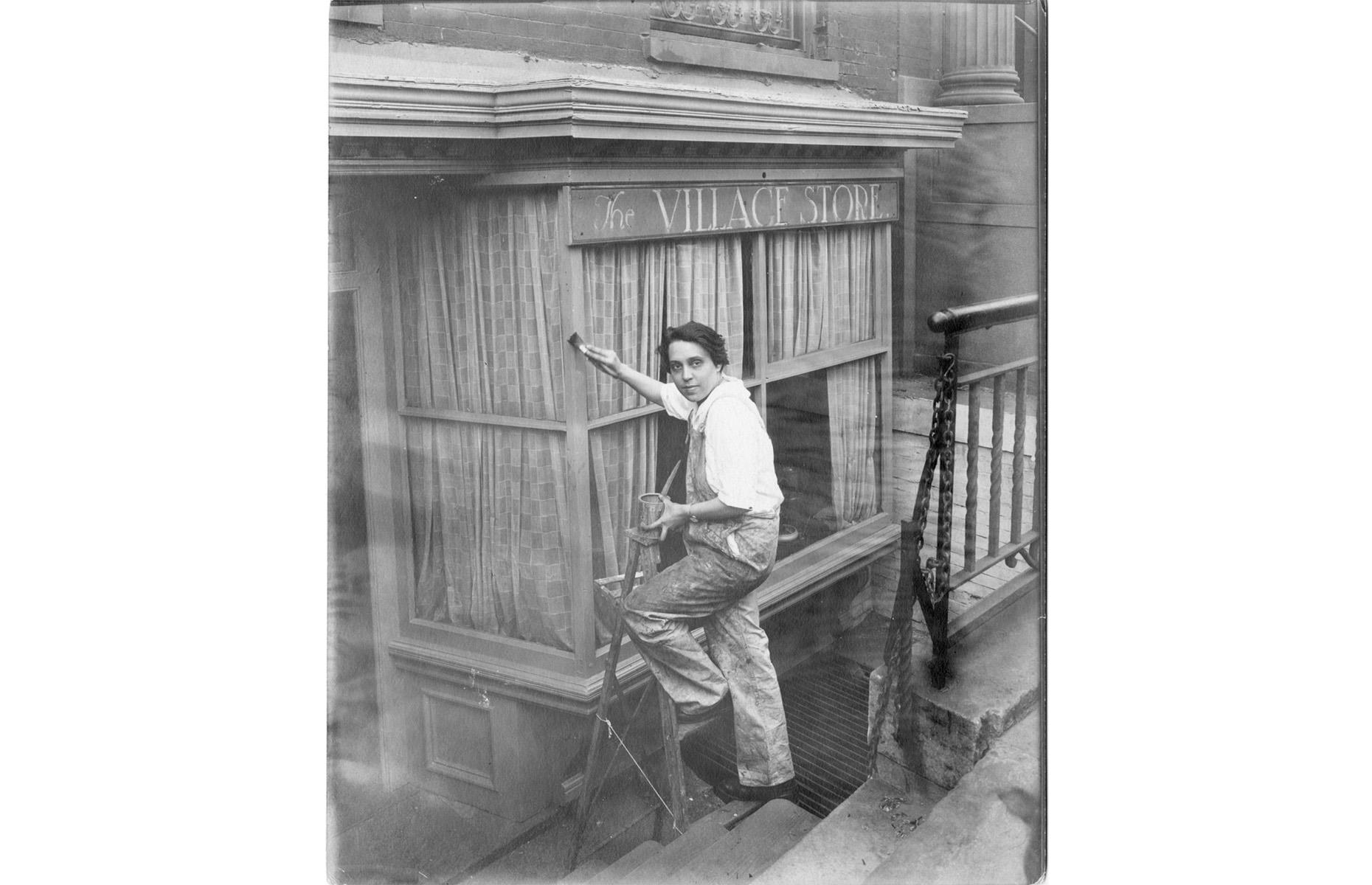 1908: Greenwich Village becomes the bohemian capital of NYC