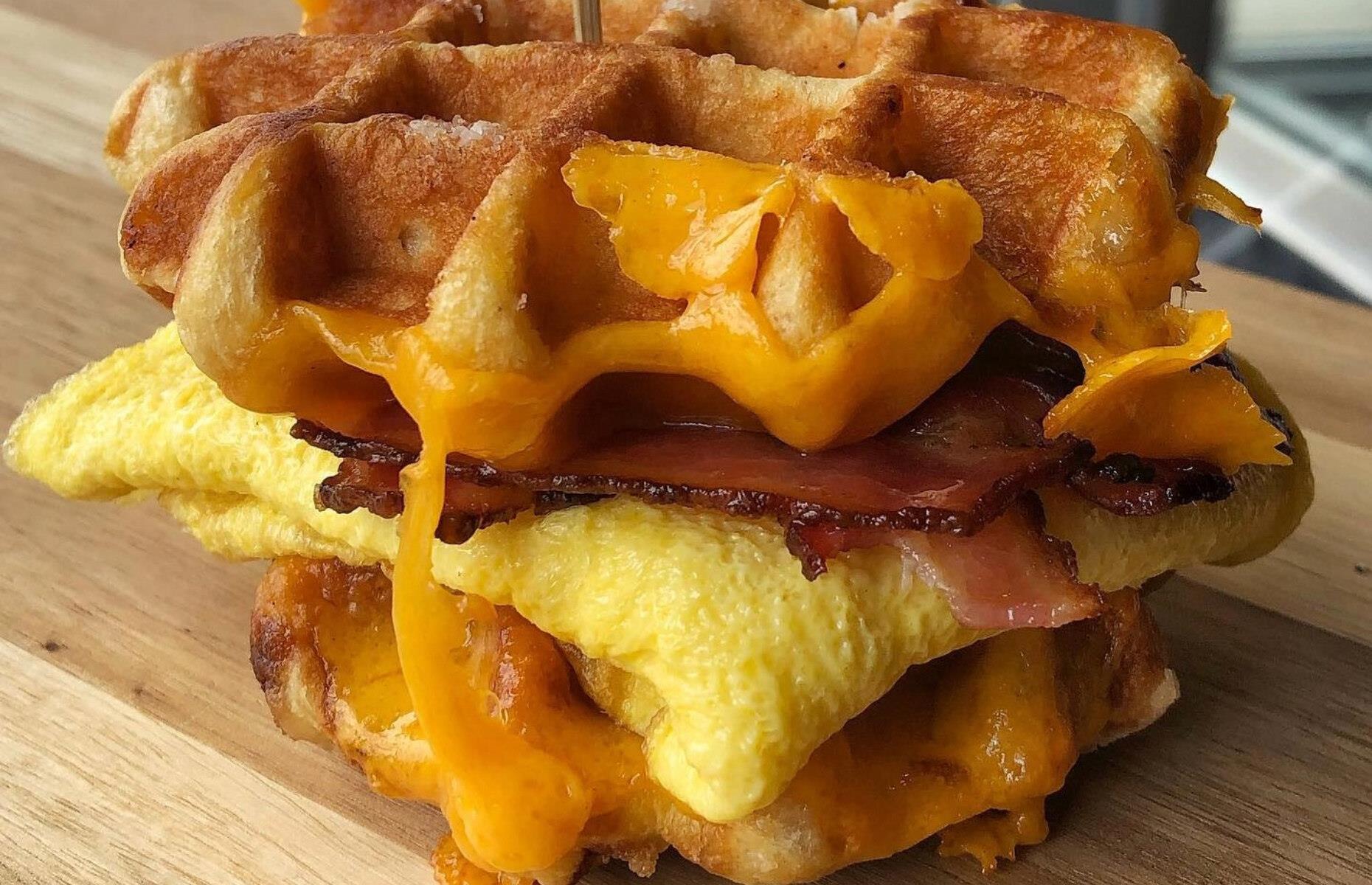 Minnesota: breakfast sandwich, Lake and Bryant Café, Minneapolis