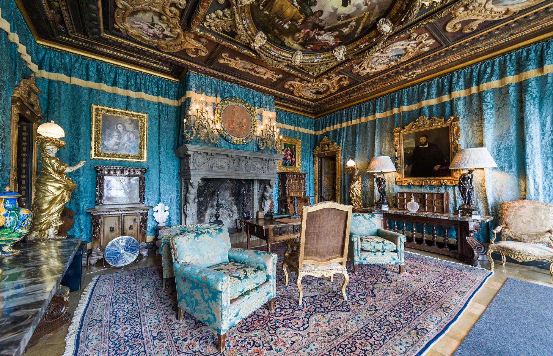 1920s, 30s and 40s: Hearst Castle, California, USA