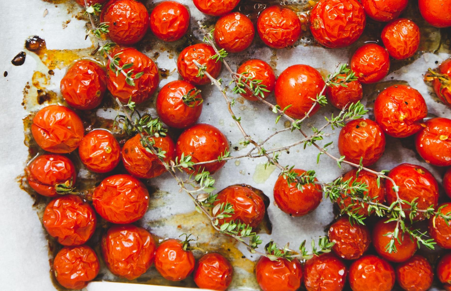 10. Cook leftover tomatoes with the oven off