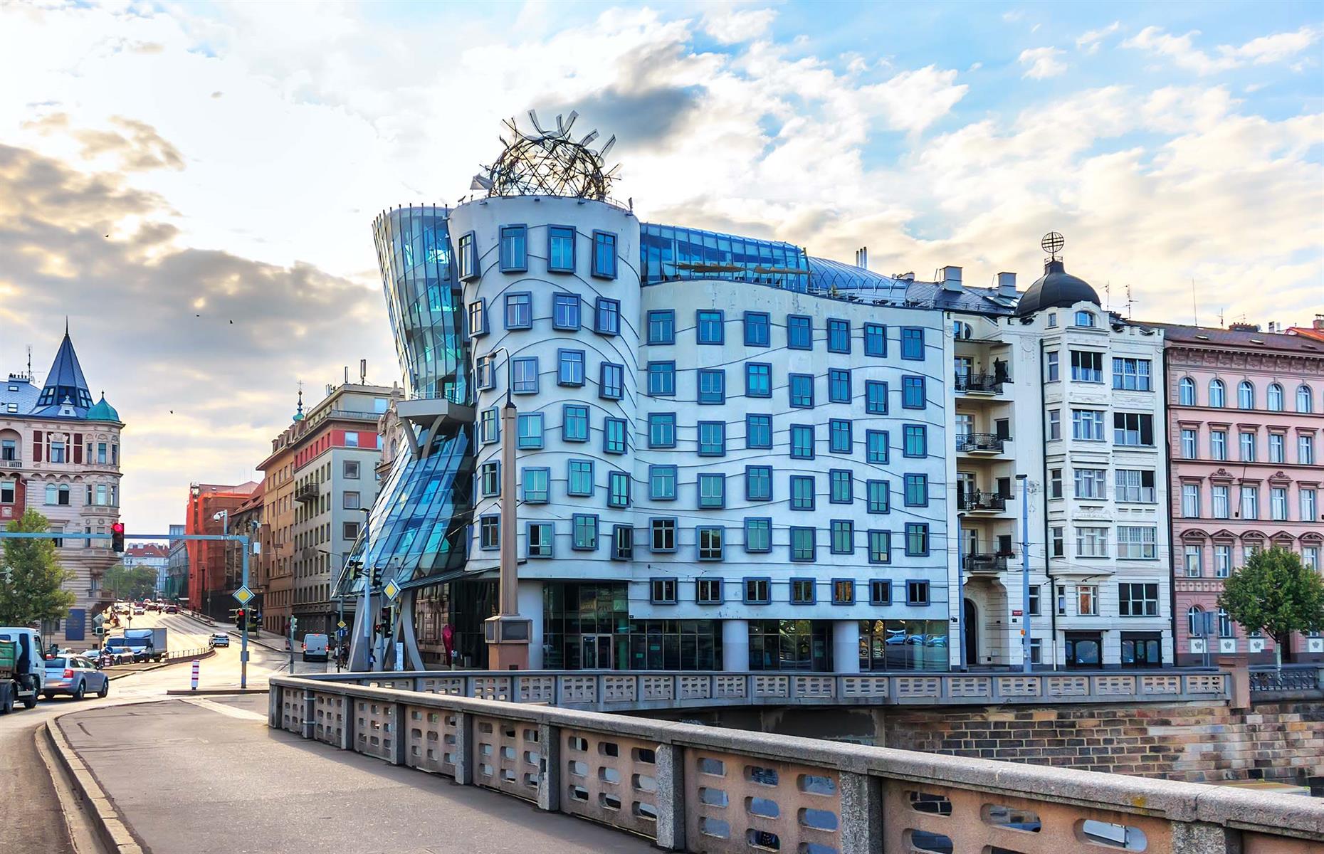 Casa Danzante, Praga, República Checa