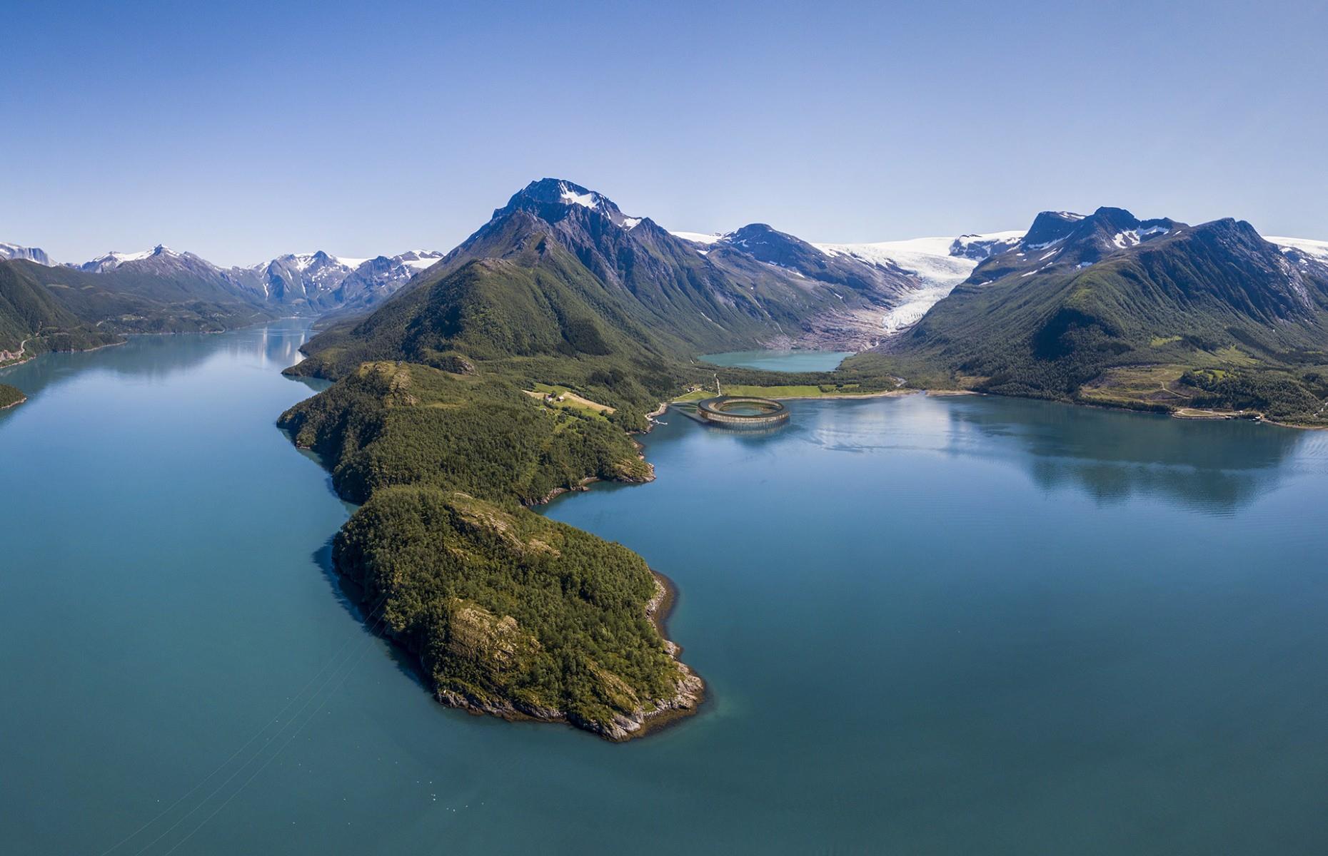 Svart, Svartisen, Norway