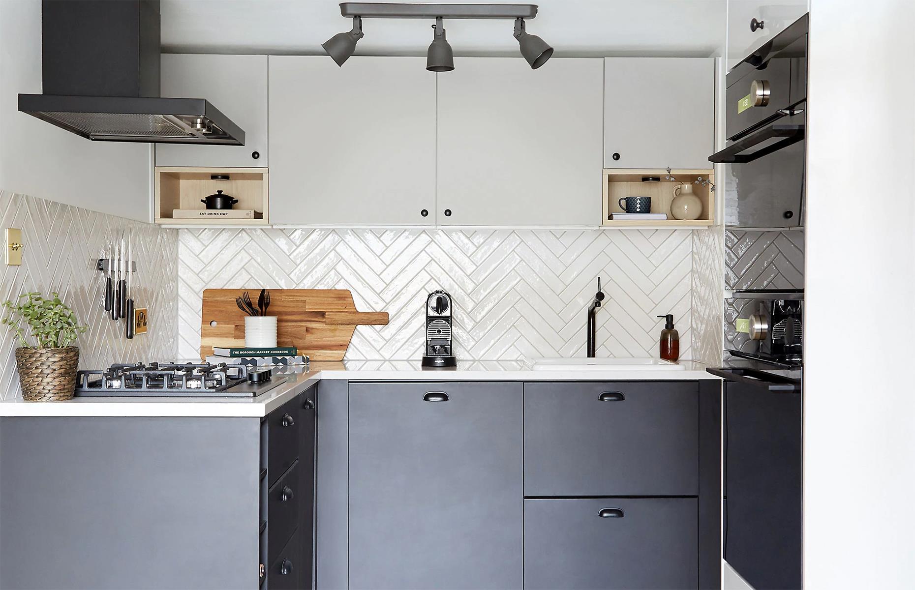 Modern monochrome kitchen 
