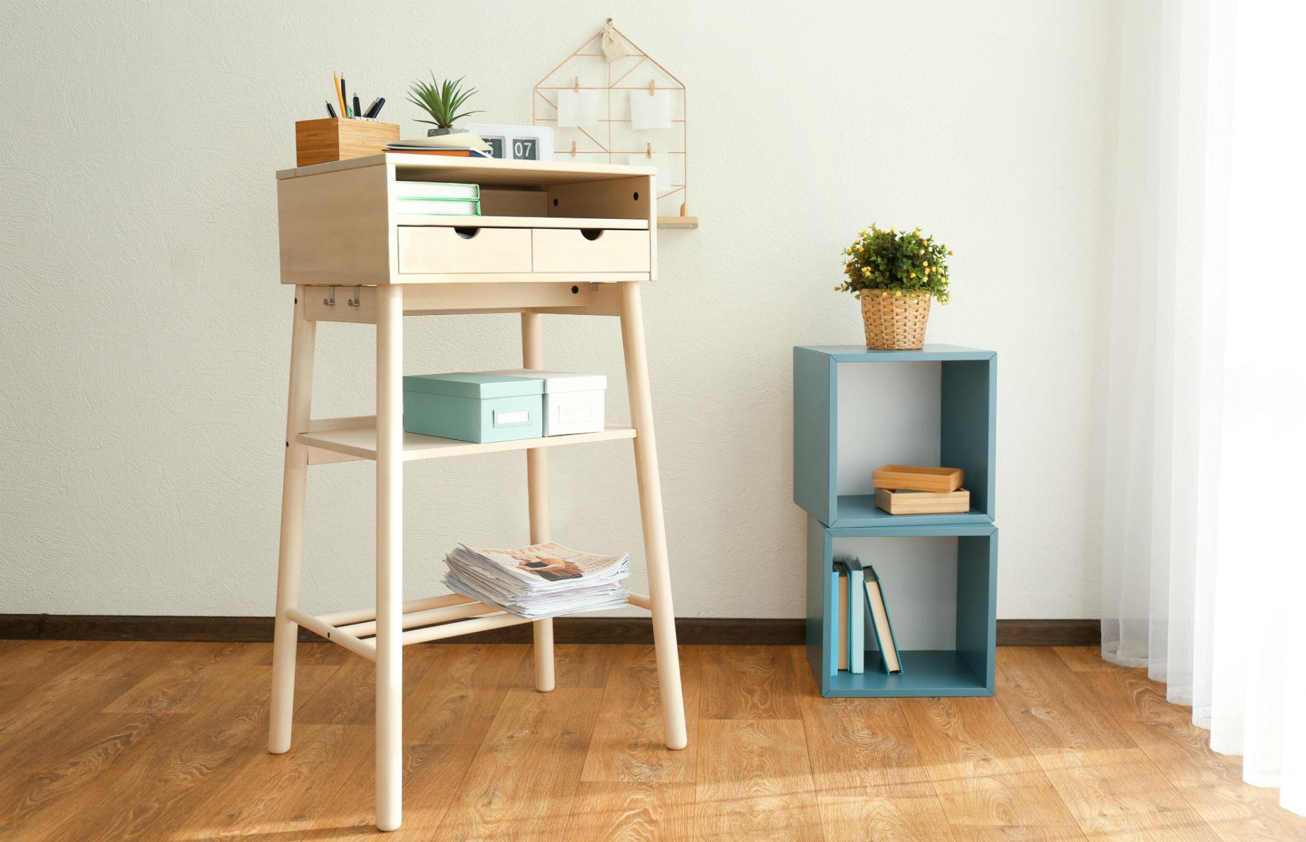 Knotten Standing Desk