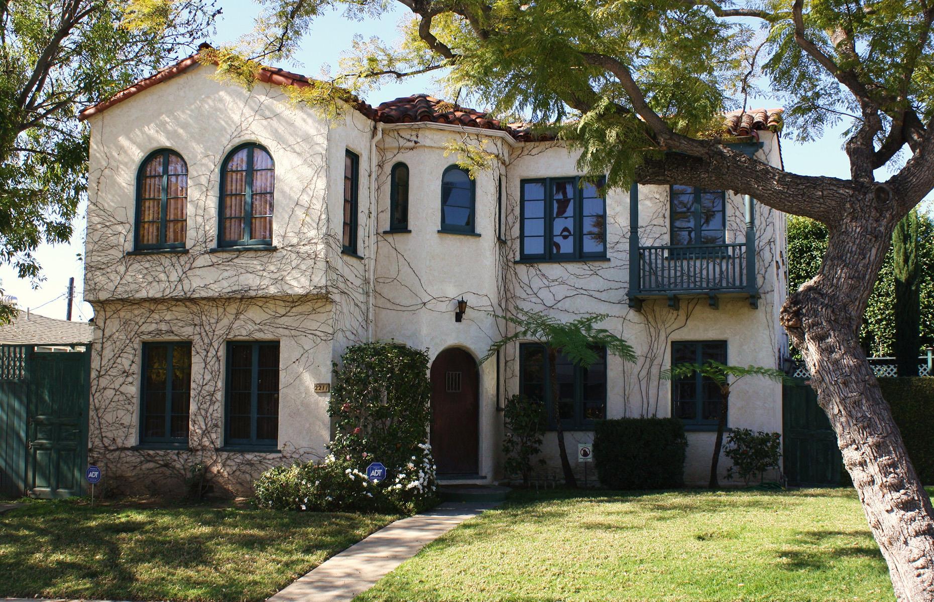 Modern Family: Fox Hills Drive, Century City, California
