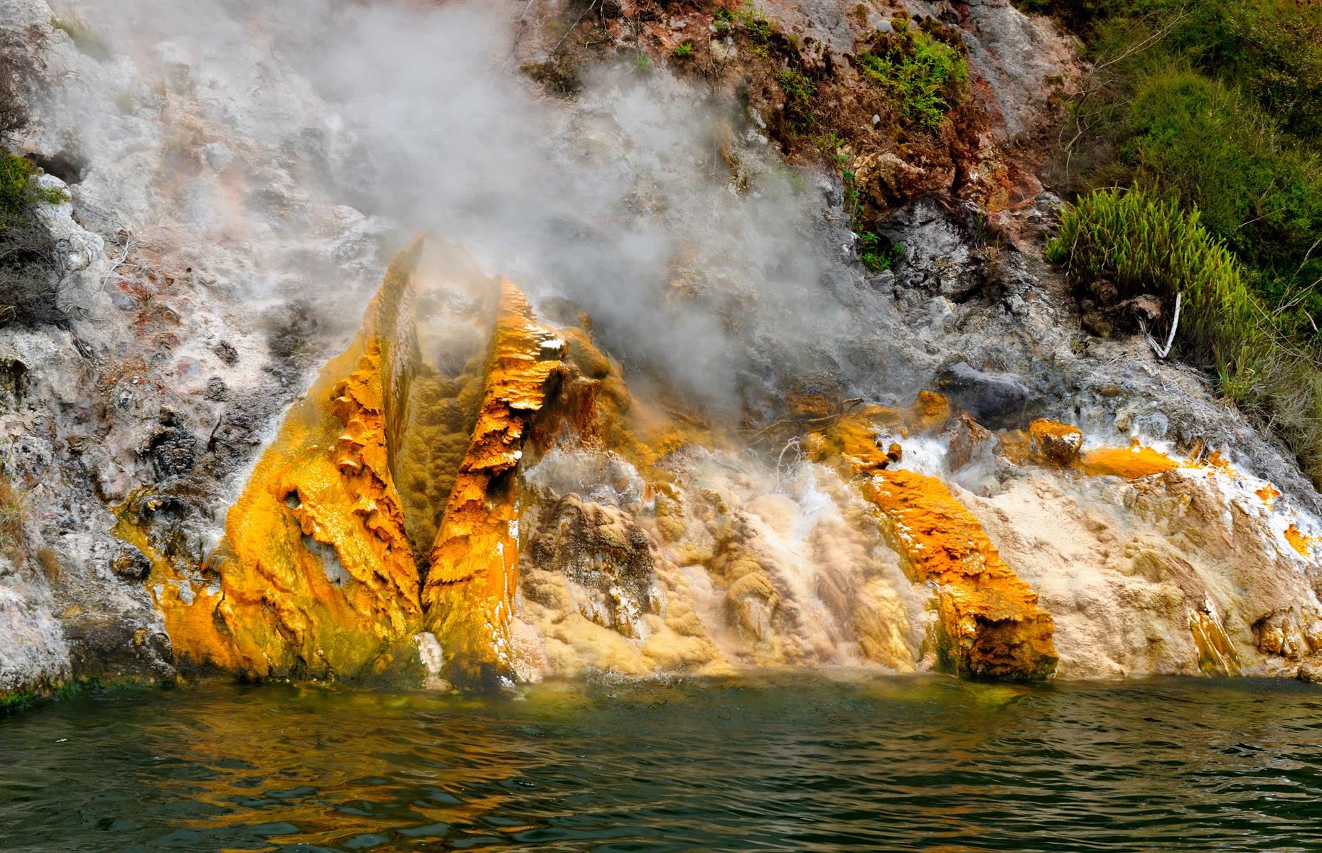 Lake Rotomahana, North Island, New Zealand 