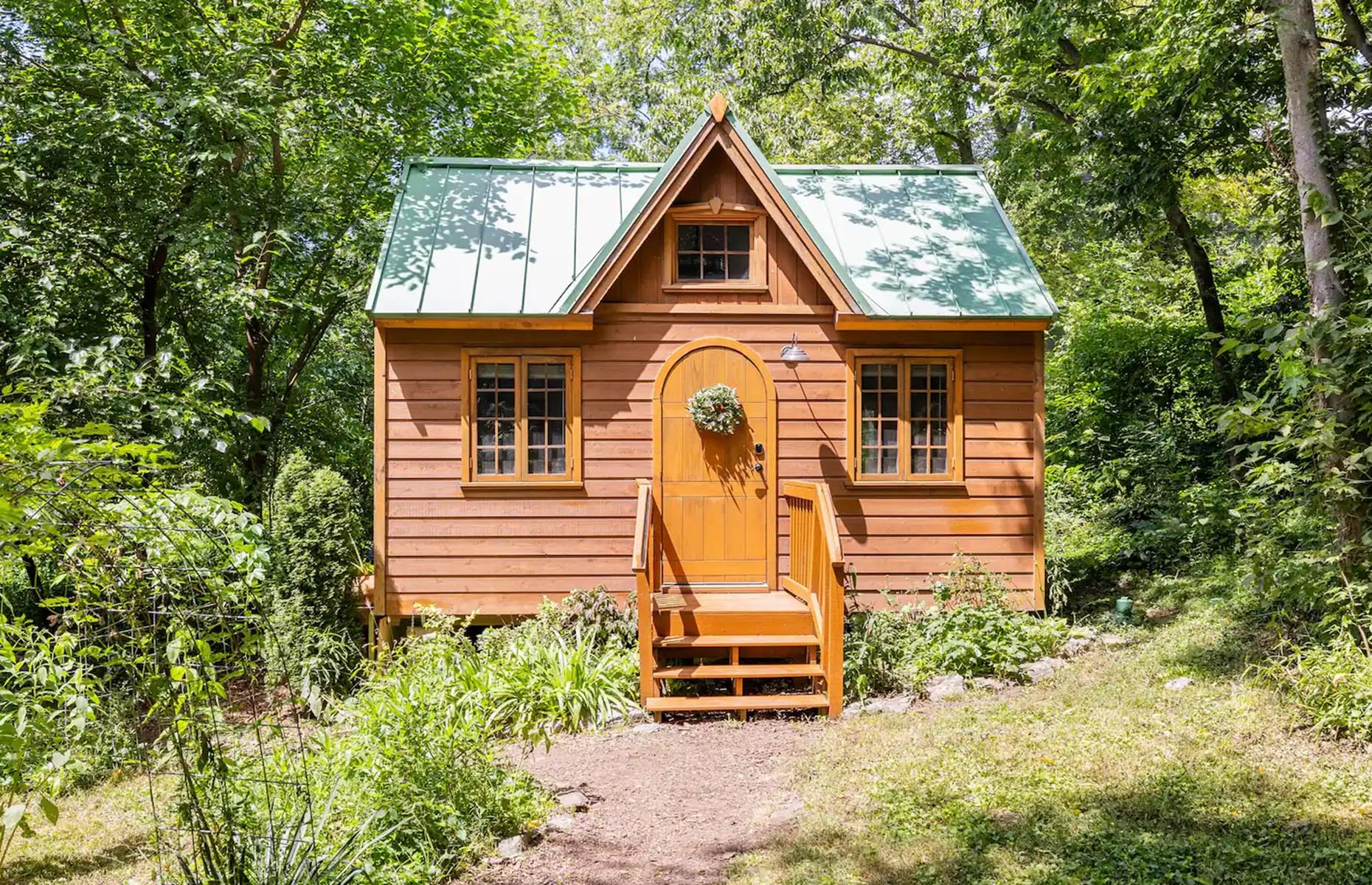 Fairytale cottage, Tennessee, USA