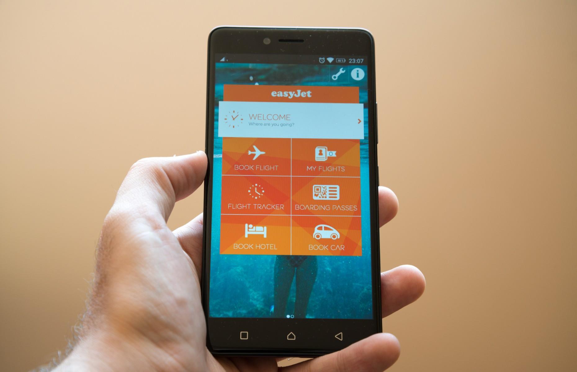 Keep monitoring prices even after you’ve booked