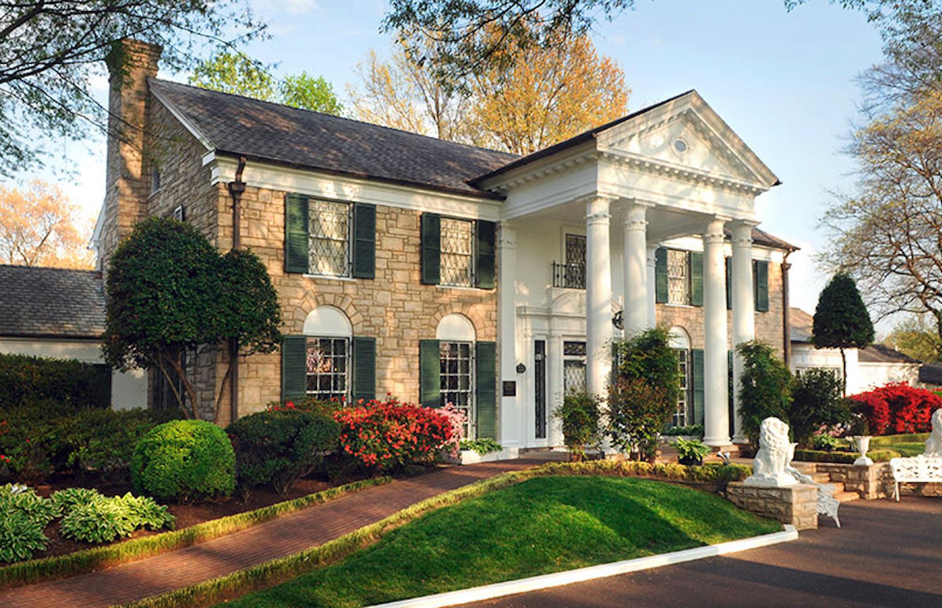 Elvis Presley’s Graceland mansion, Tennessee, USA