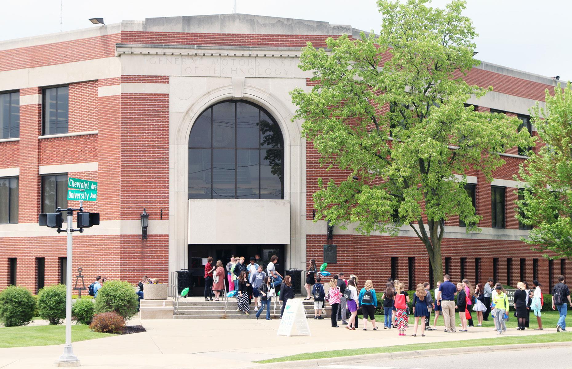 Michigan: University of Michigan – 48,060 employees