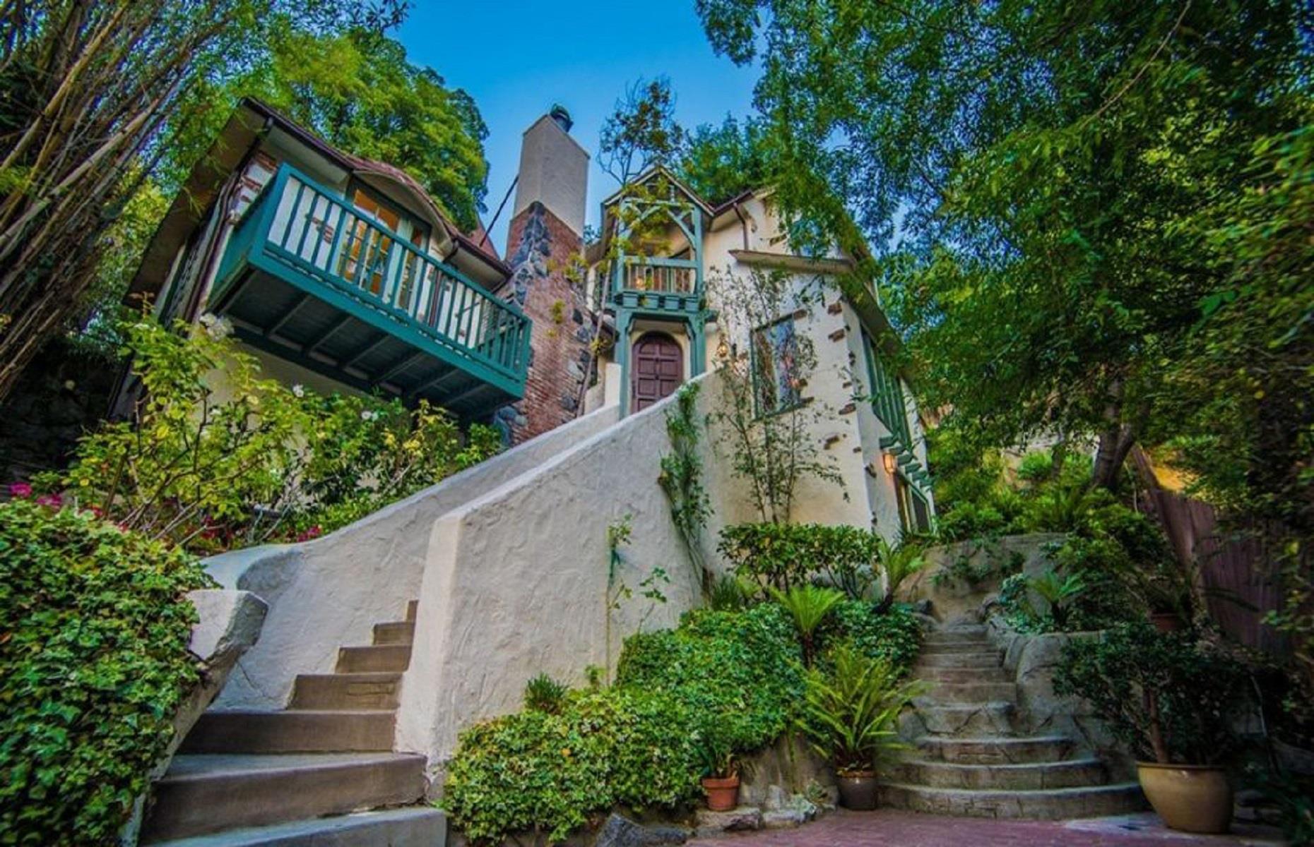 Rufus Wainwright’s Hollywood Hills fairytale cottage