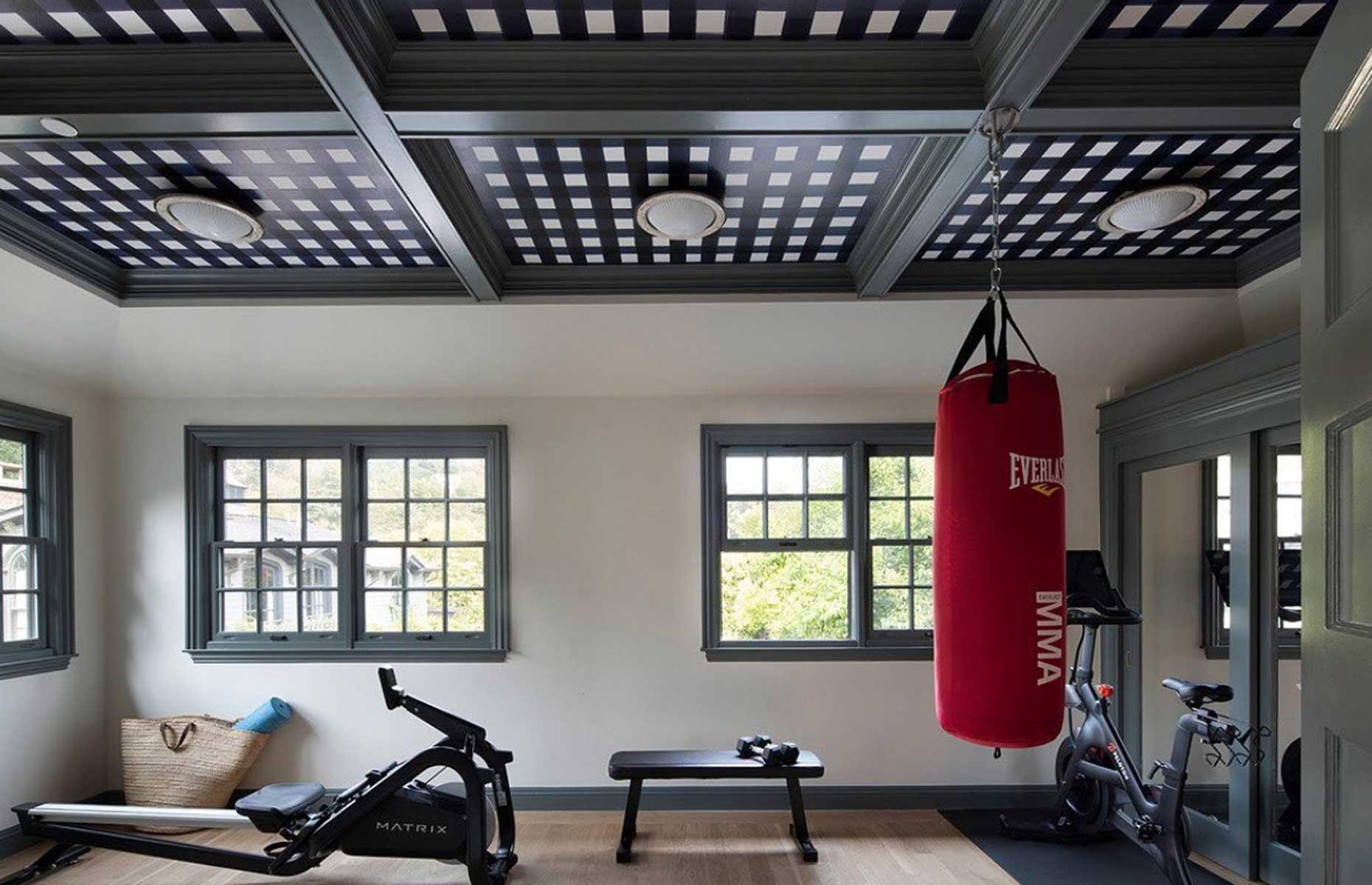 Highlight the ceiling