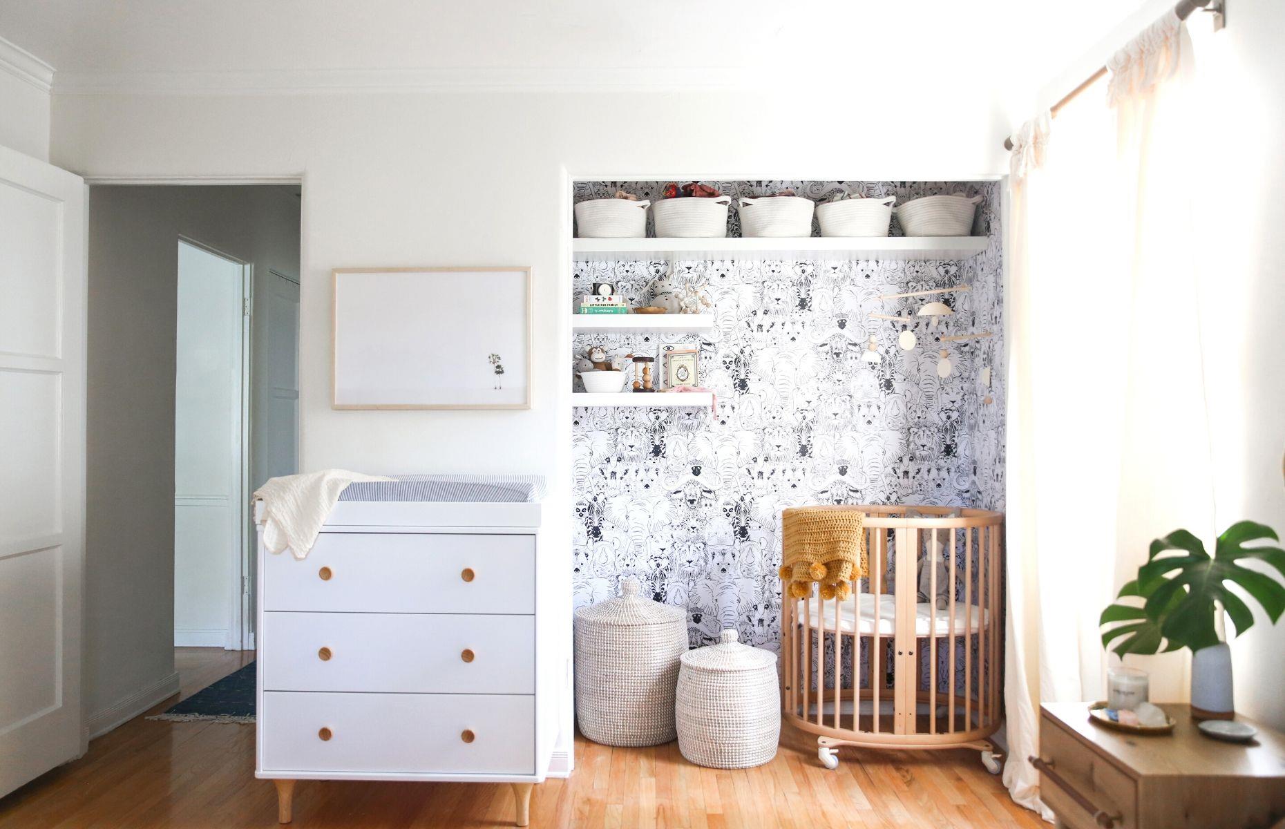 Beautiful closet nursery in wardrobe recess