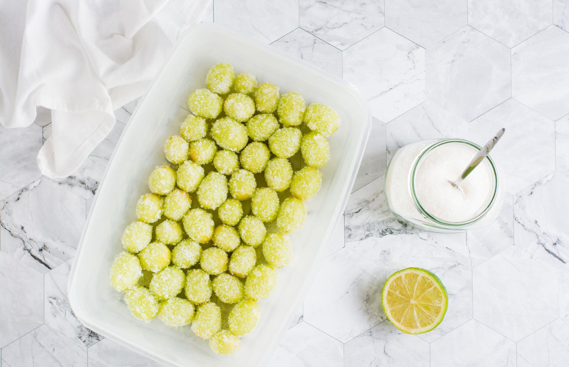 29. Grapes