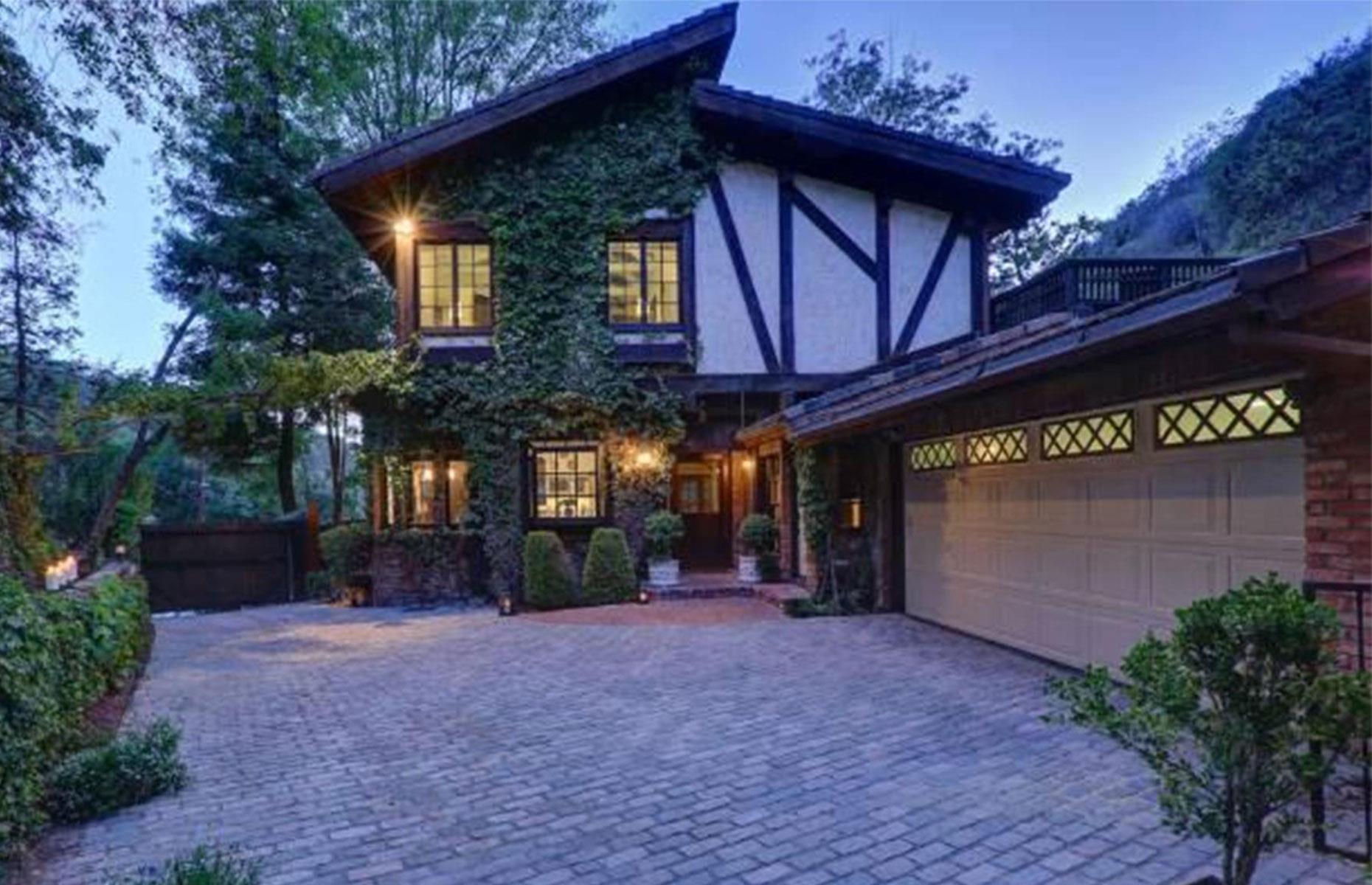 Cher's Beverly Hills bolthole