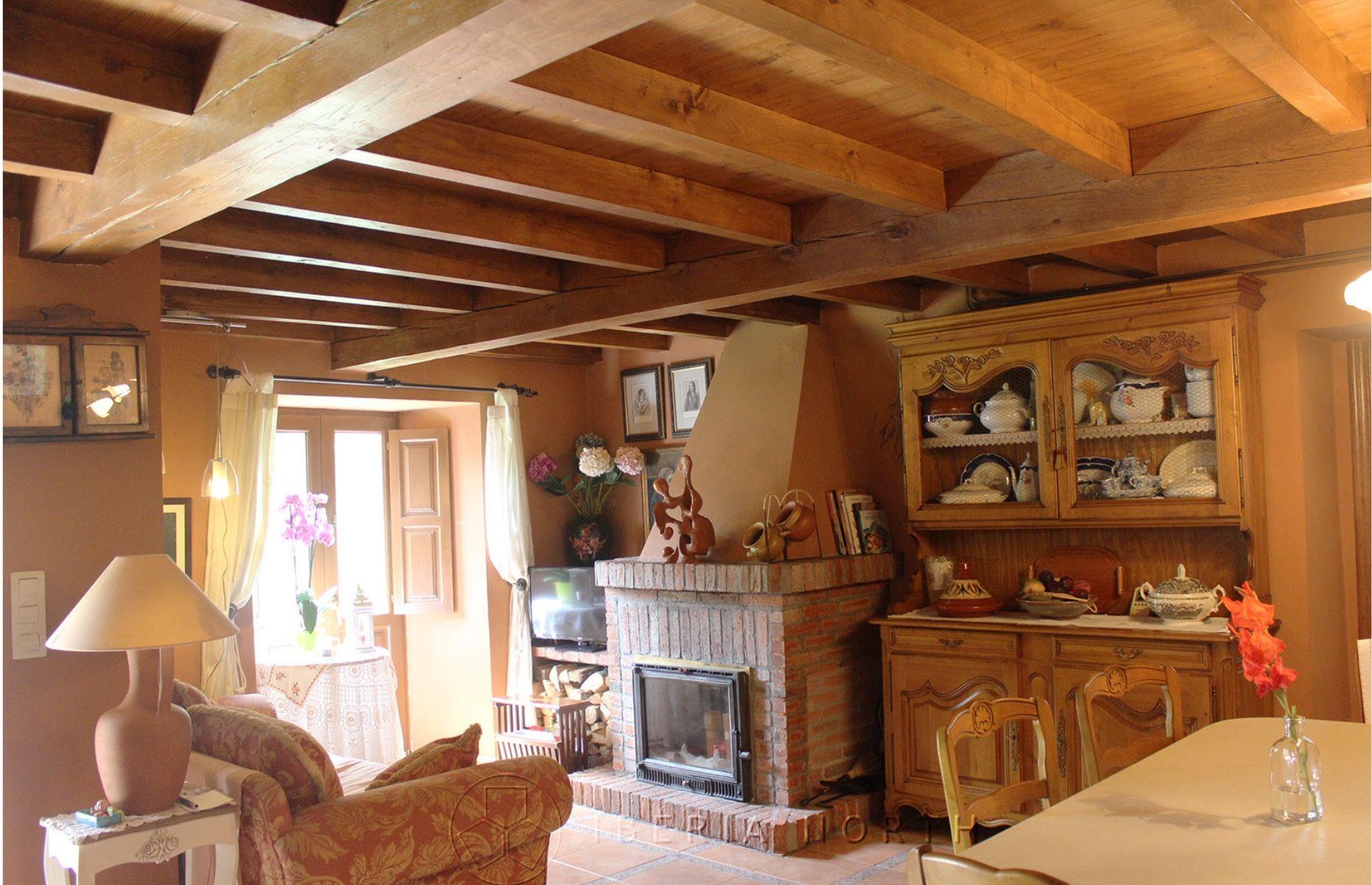 Stone cottage, Ponga, Asturias: €249,100 (£223k/$280k)