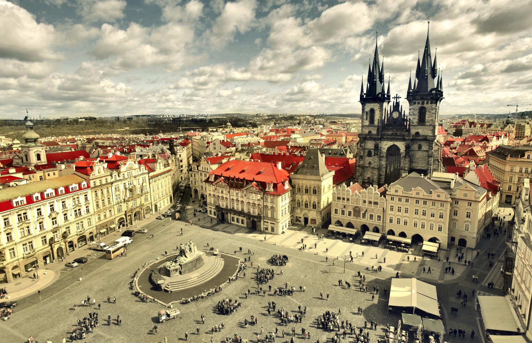 14th: Czech Republic – 34.1 hrs/week