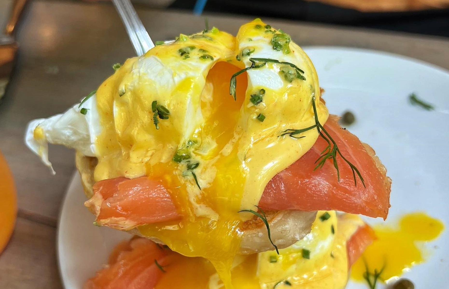 New York: smoked salmon Benedict, Egg Shop, New York City
