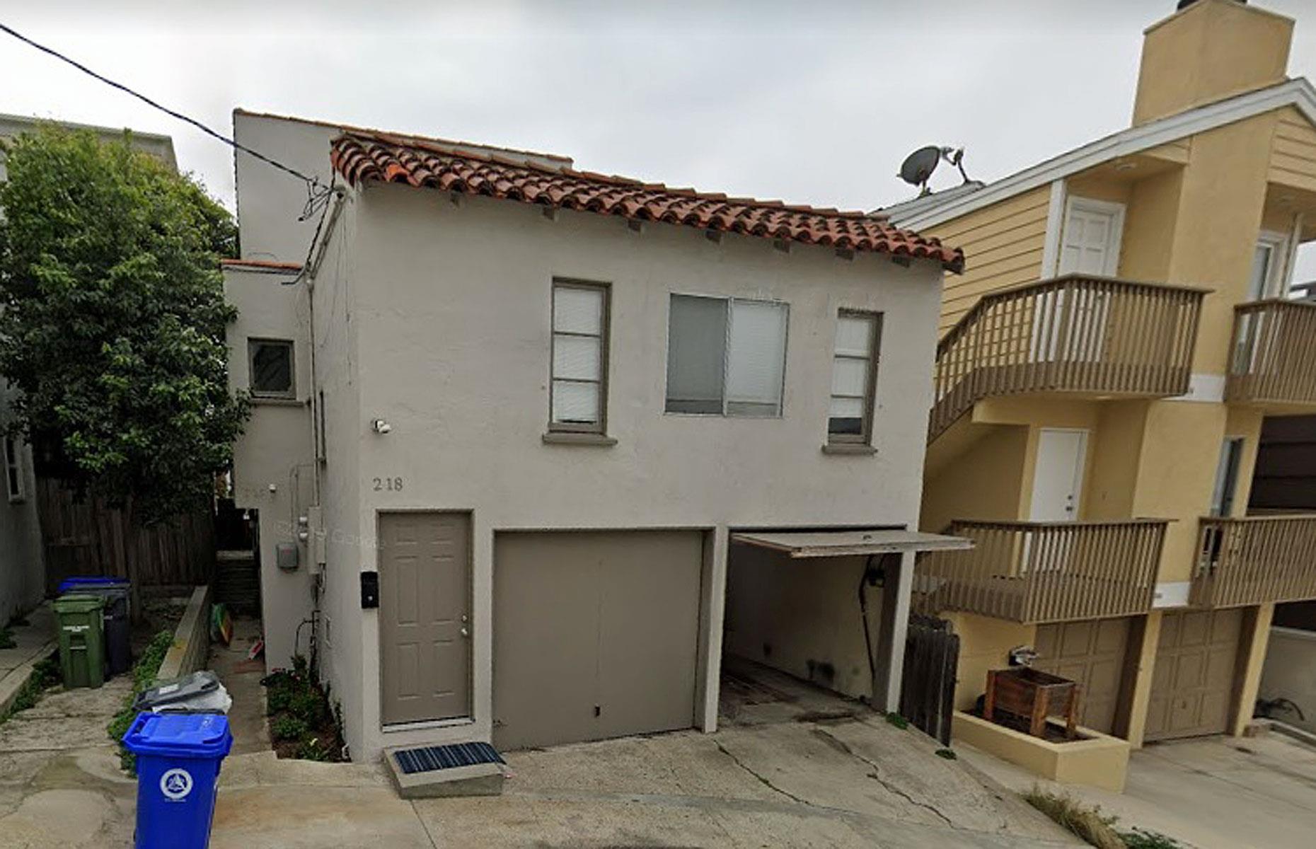 Airbnb host riled neighbours with pink emoji paint job
