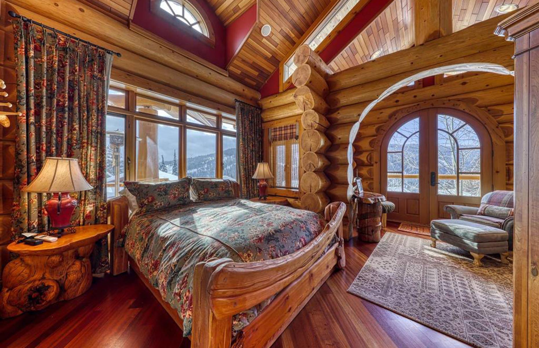 Cedar log home, Sun Peaks, Canada: $2.3 million (£1.8m) 