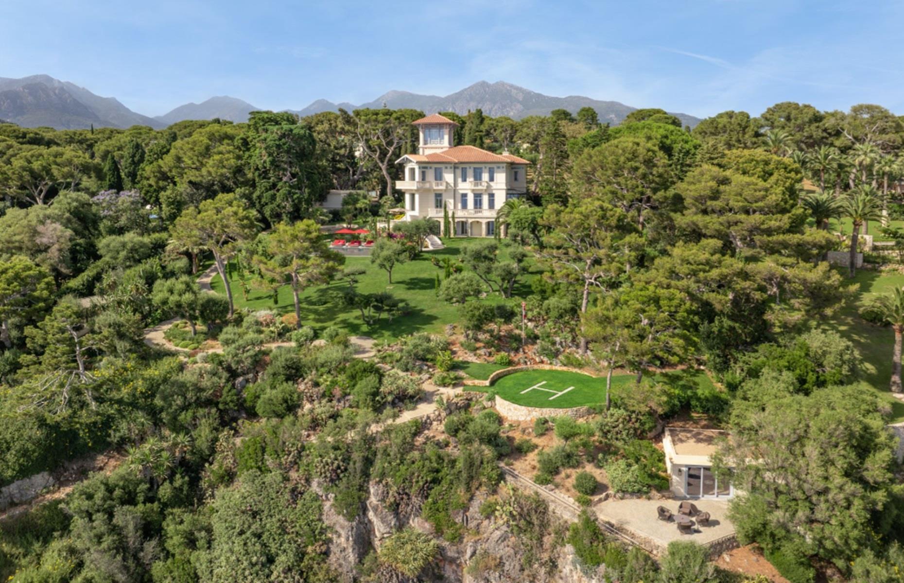 Villa St Tryphon, Provenza-Alpes-Costa Azul, Francia