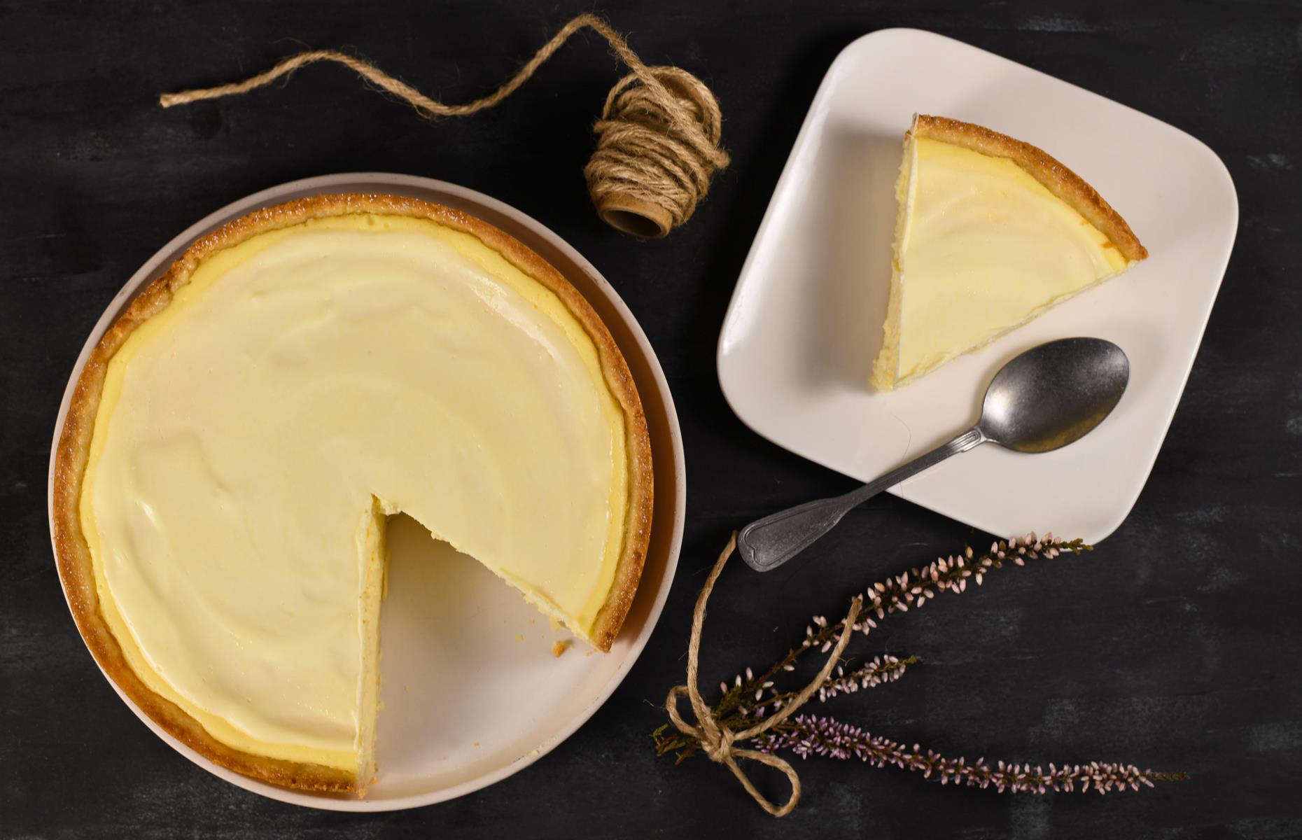 Classic New York cheesecake