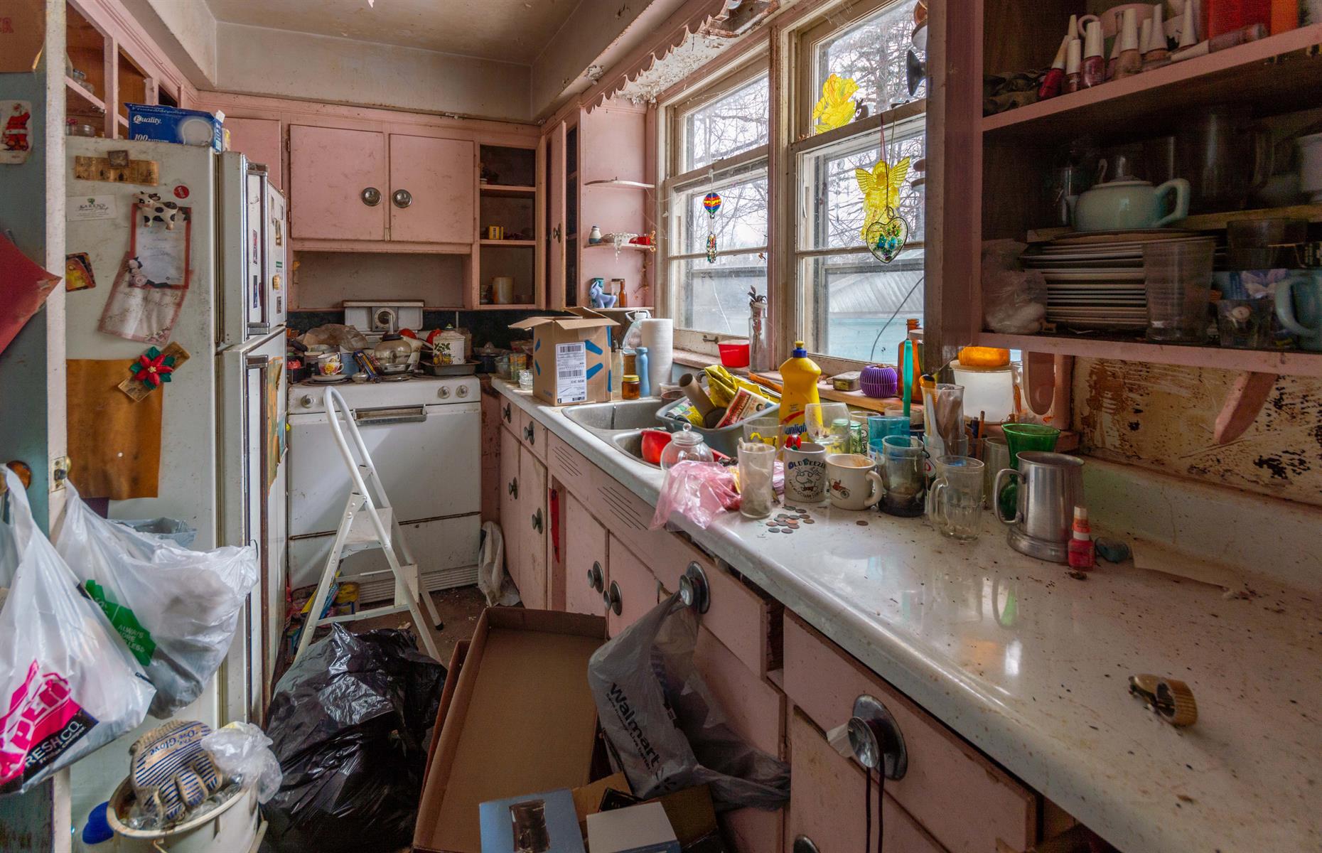 Abandoned time warp home